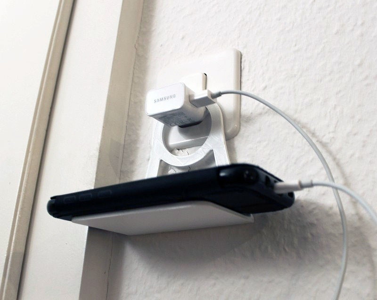 Outlet telefon stand 3 versions – 3D Baskı Modeli