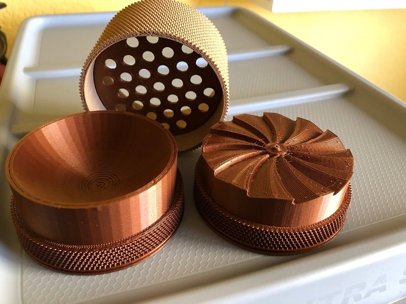 The Turkutu/düzenleyicie - 74mm Toothless Herb Grinder Remix – 3D Baskı Modeli