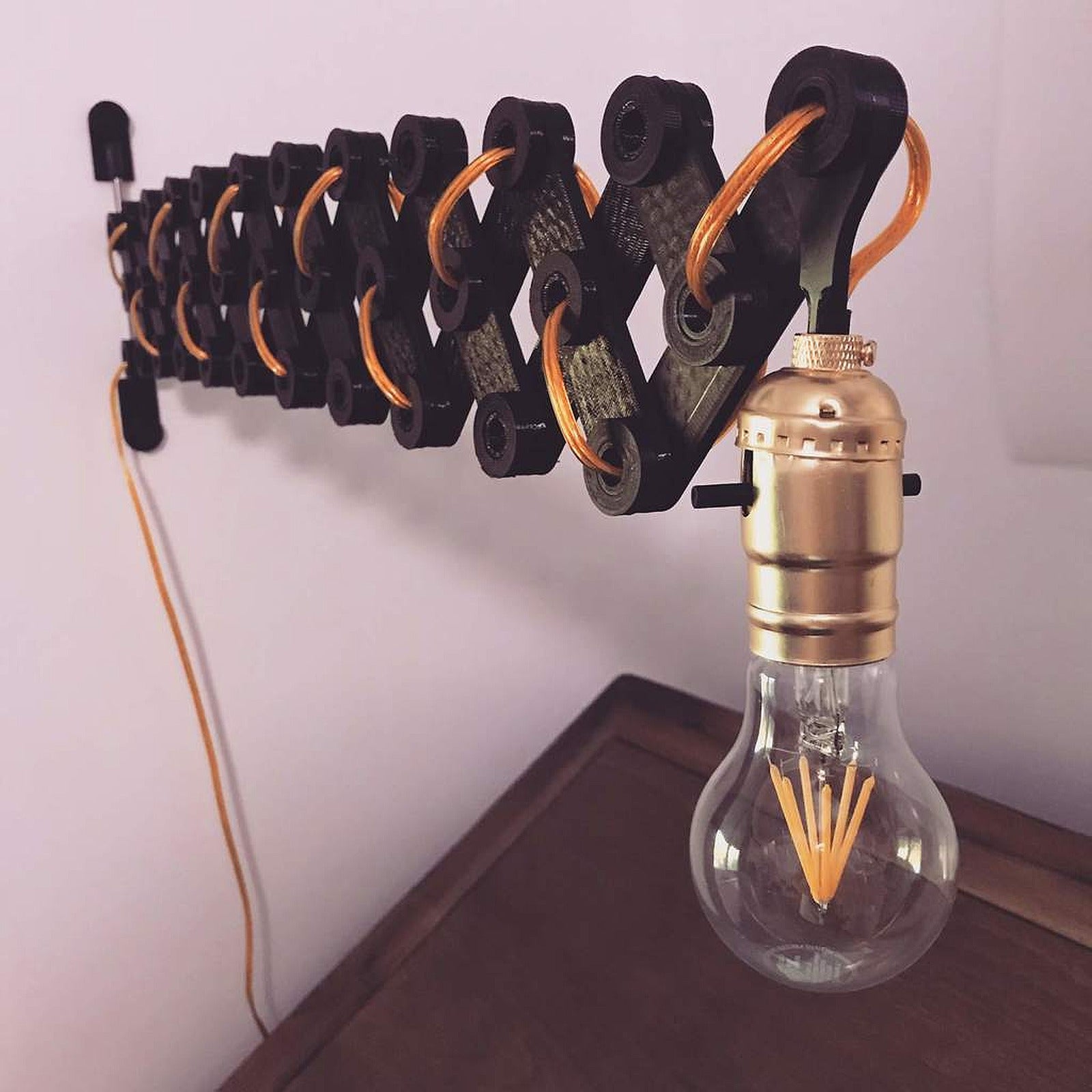 Wall-mount scissor lamp – 3D Baskı Modeli