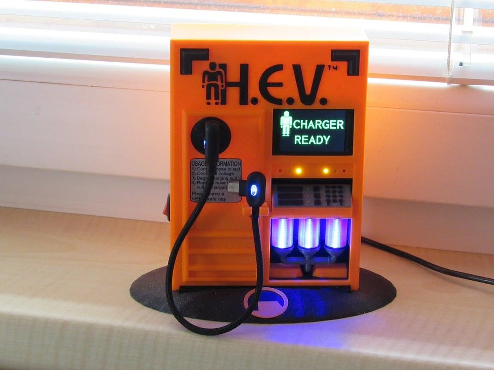 Half Life USB HEV charger – 3D Baskı Modeli