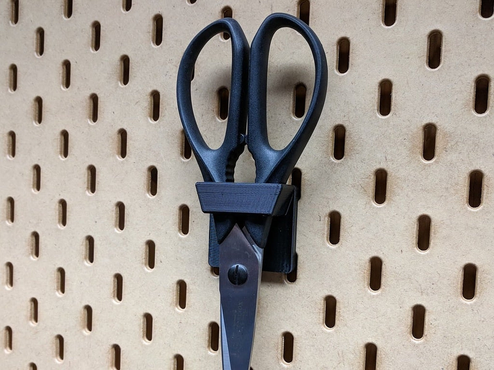 Scissors stand for IKEA Skadis – 3D Baskı Modeli