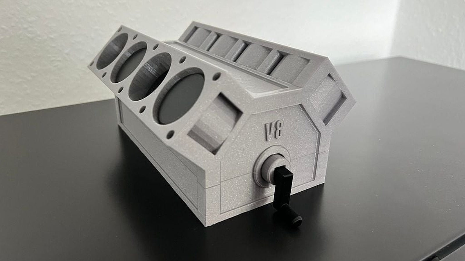 V8 Engine (Functional) – 3D Baskı Modeli