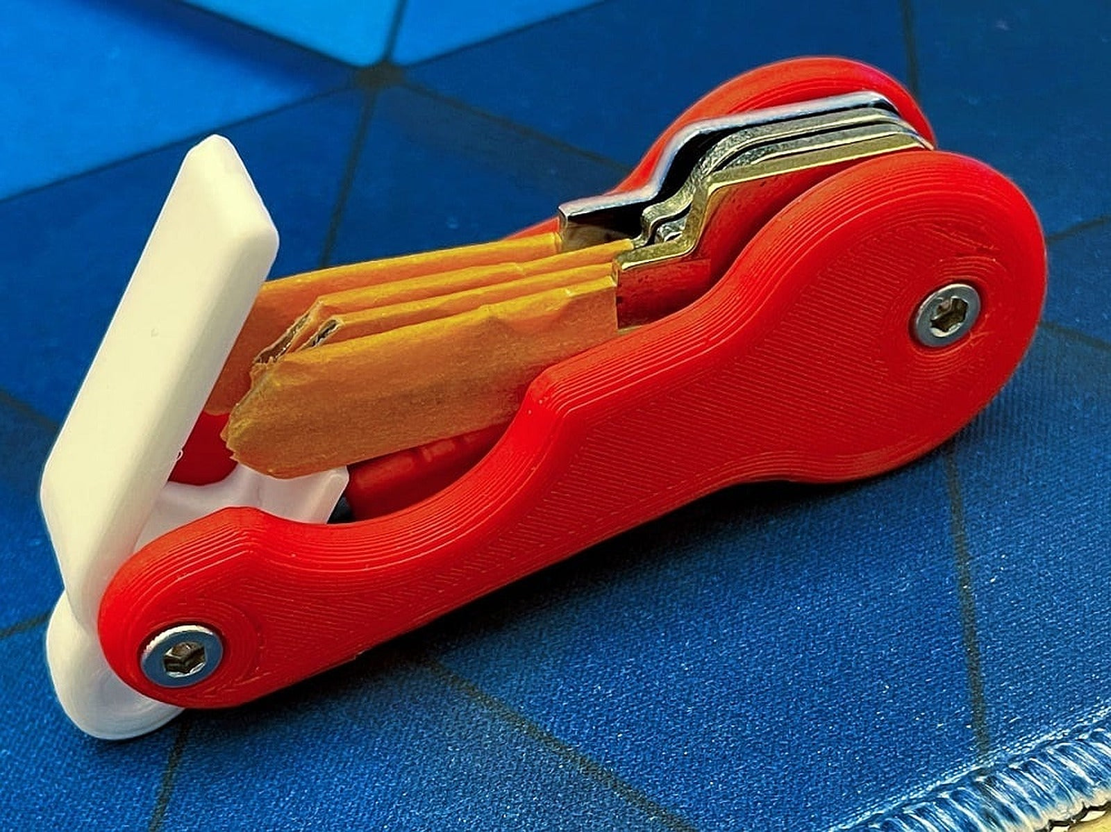 Compact Key stand with swivel lock – 3D Baskı Modeli