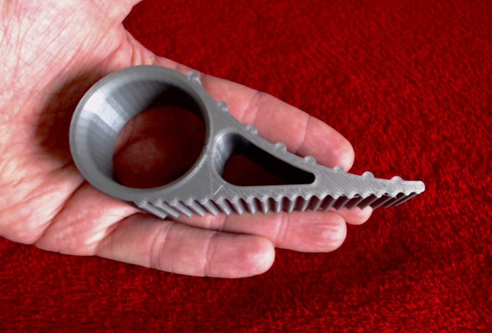 Optimized Nonlethal Door Stop Multitool – 3D Baskı Modeli
