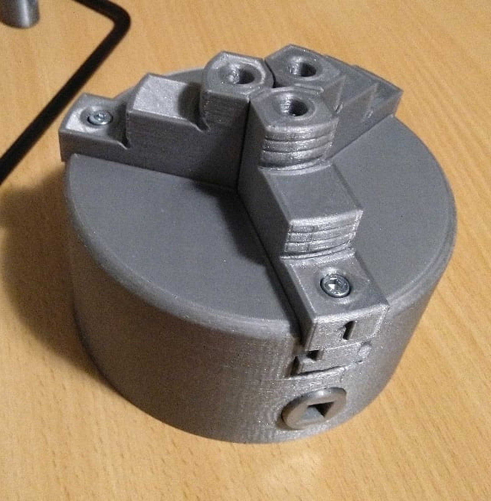 Self-centering 3-jaws lathe chuck – 3D Baskı Modeli