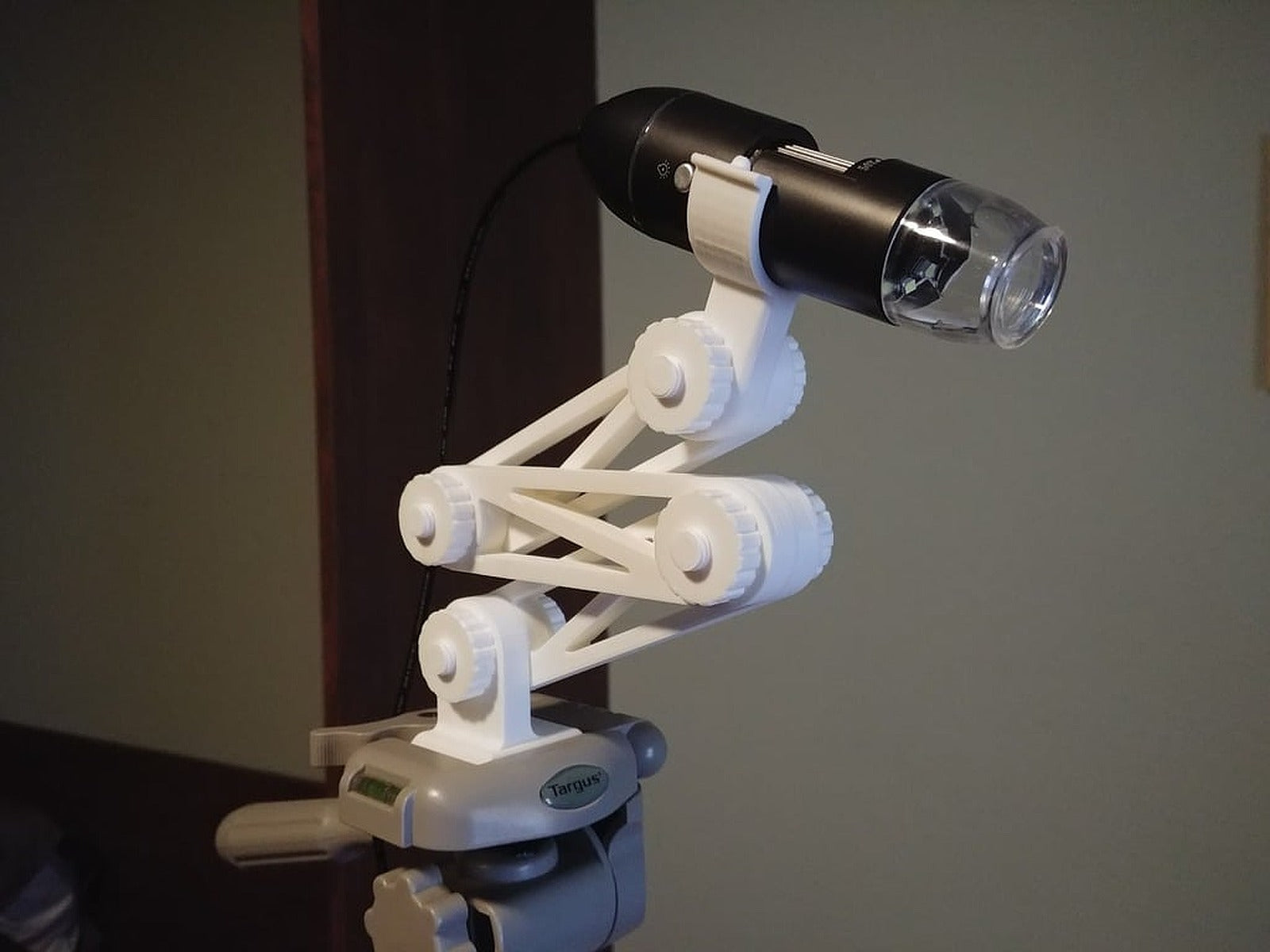 USB Microscope Mount With Zoom Knob - Fully 3d Printed – 3D Baskı Modeli