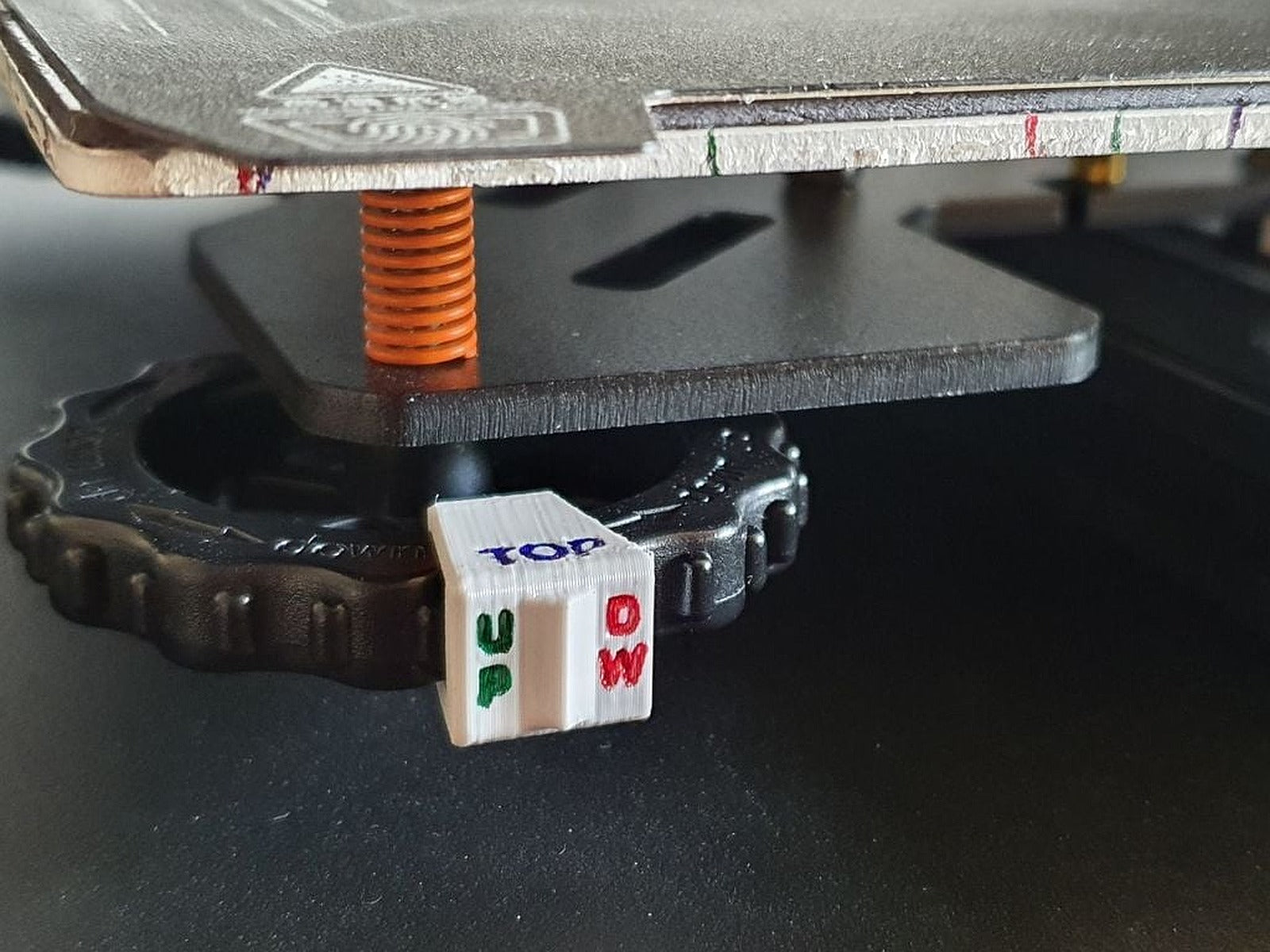 Bed Adjustment Wheel Clip – 3D Baskı Modeli