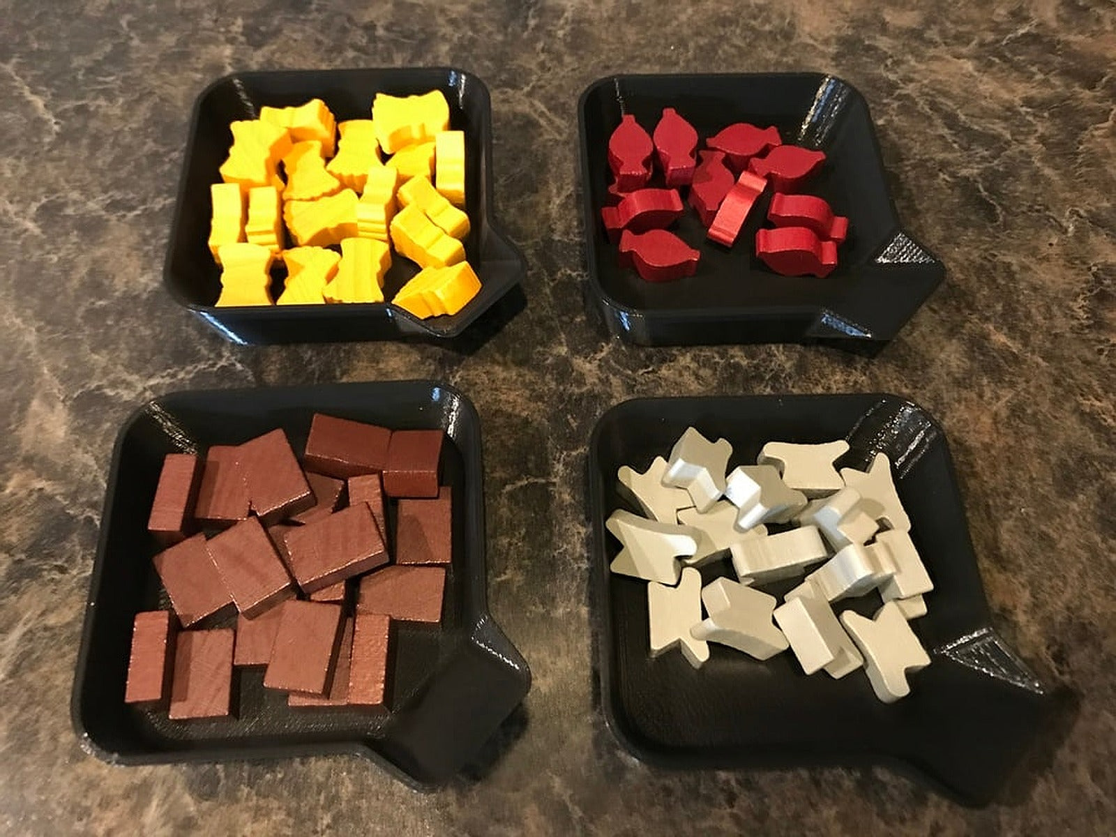 Stackable Game Bits Funnel Tray – 3D Baskı Modeli