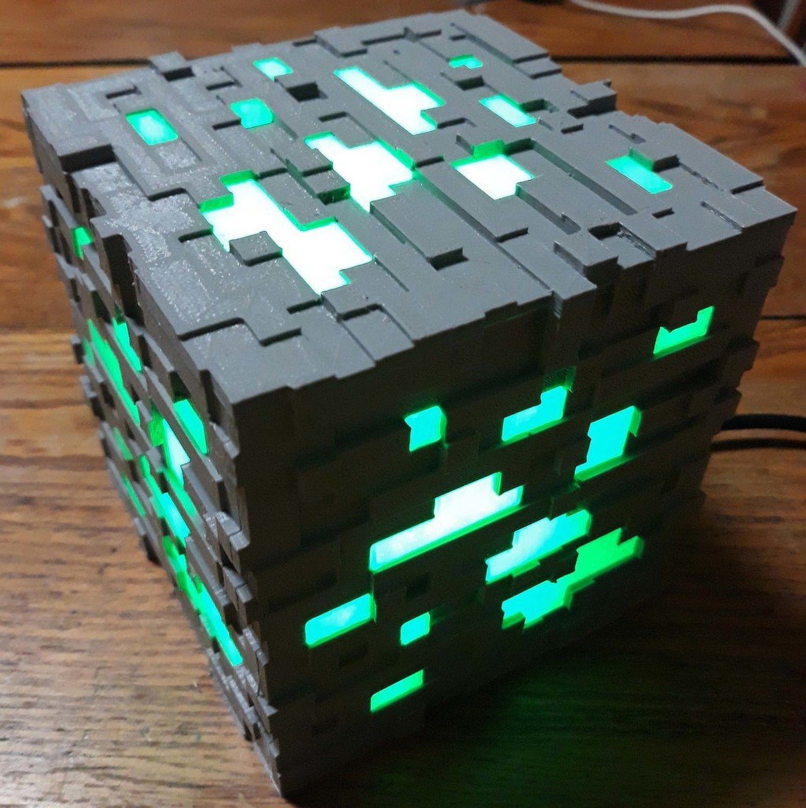 Complete Minecraft Ore Lamp – 3D Baskı Modeli