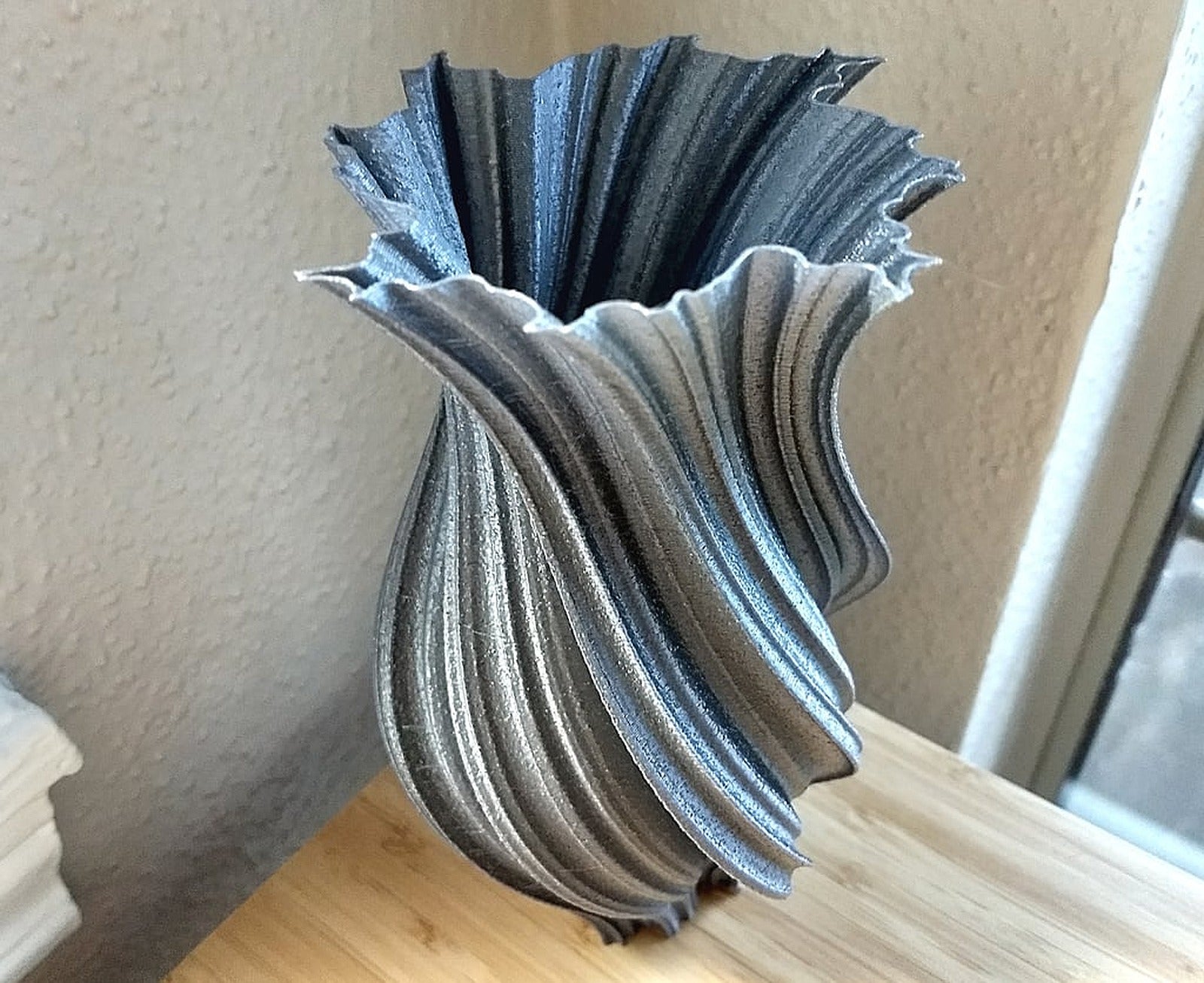 Mandelbrot Fractal Twist vazo No.2 – 3D Baskı Modeli