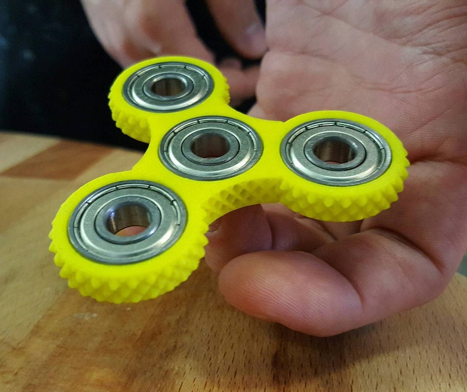 Knurled Tri-Spinner EDC Fidget Widget / Triple Bearing Spinner – 3D Baskı Modeli