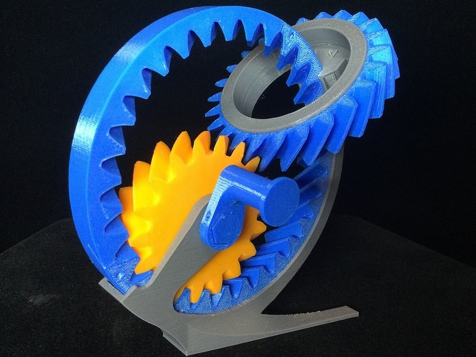 Helical Gear Kinetic Object – 3D Baskı Modeli