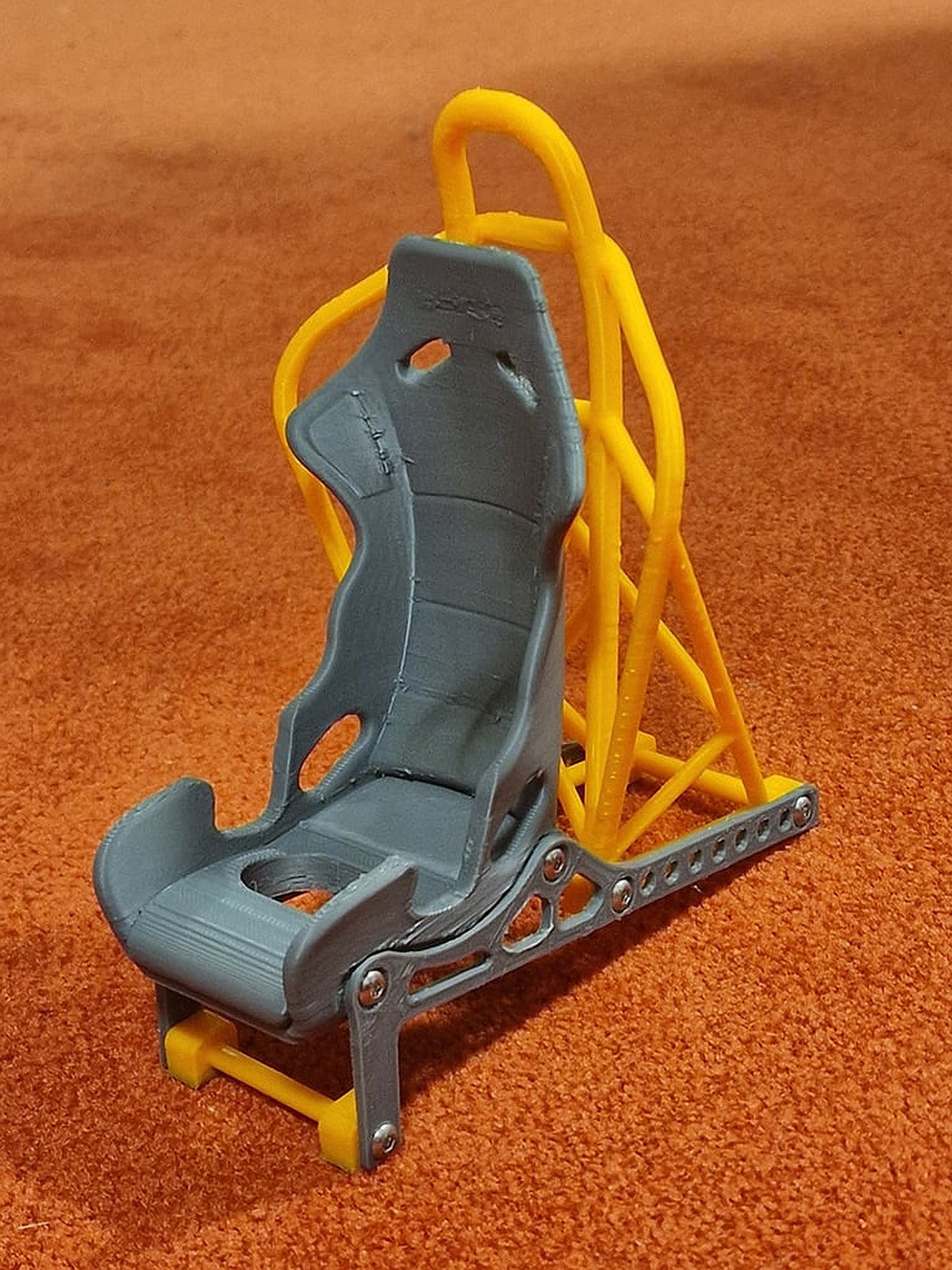 Racing Seat telefon stand, propped up – 3D Baskı Modeli
