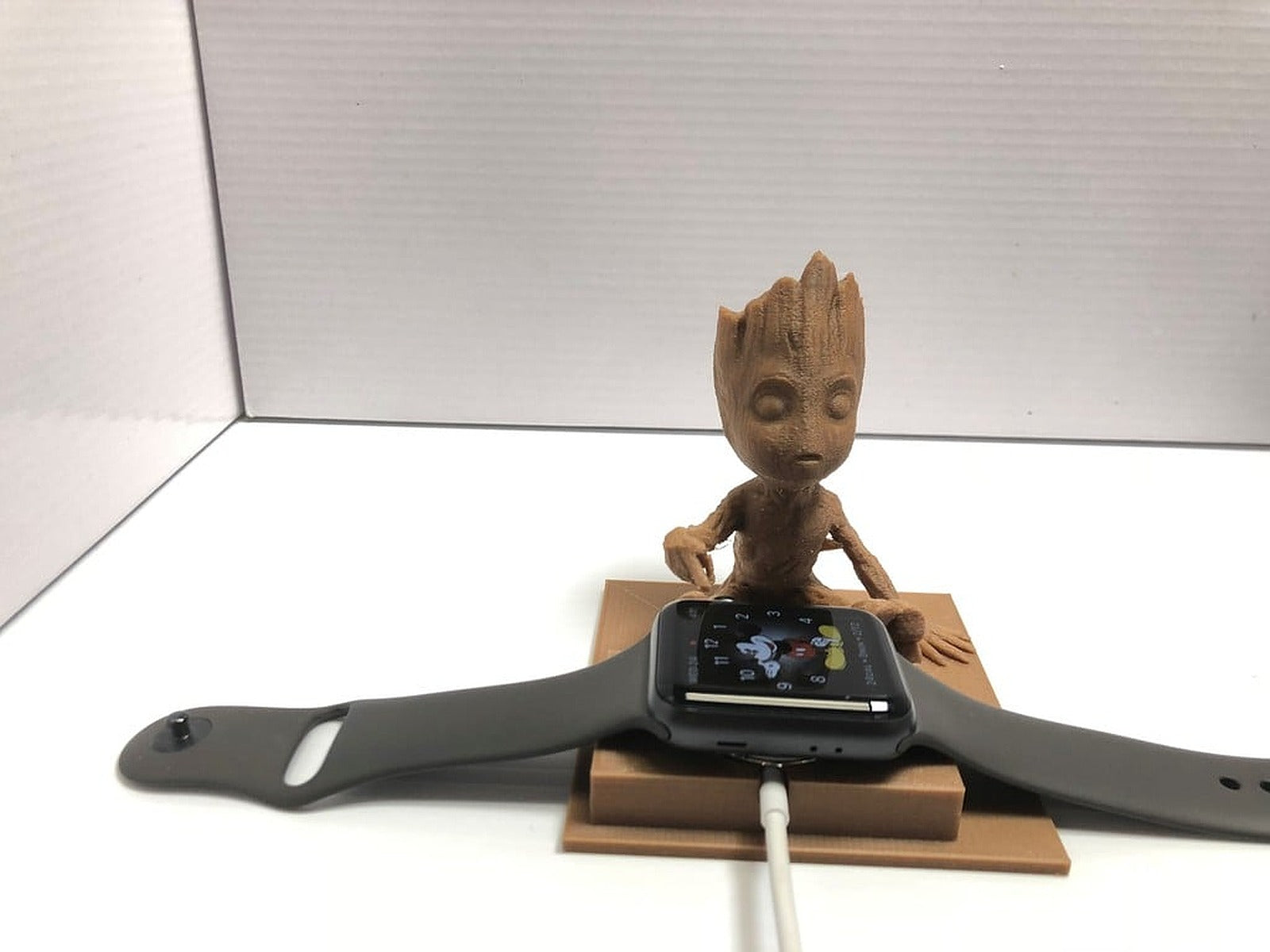 Baby Groot Apple Watch stand – 3D Baskı Modeli