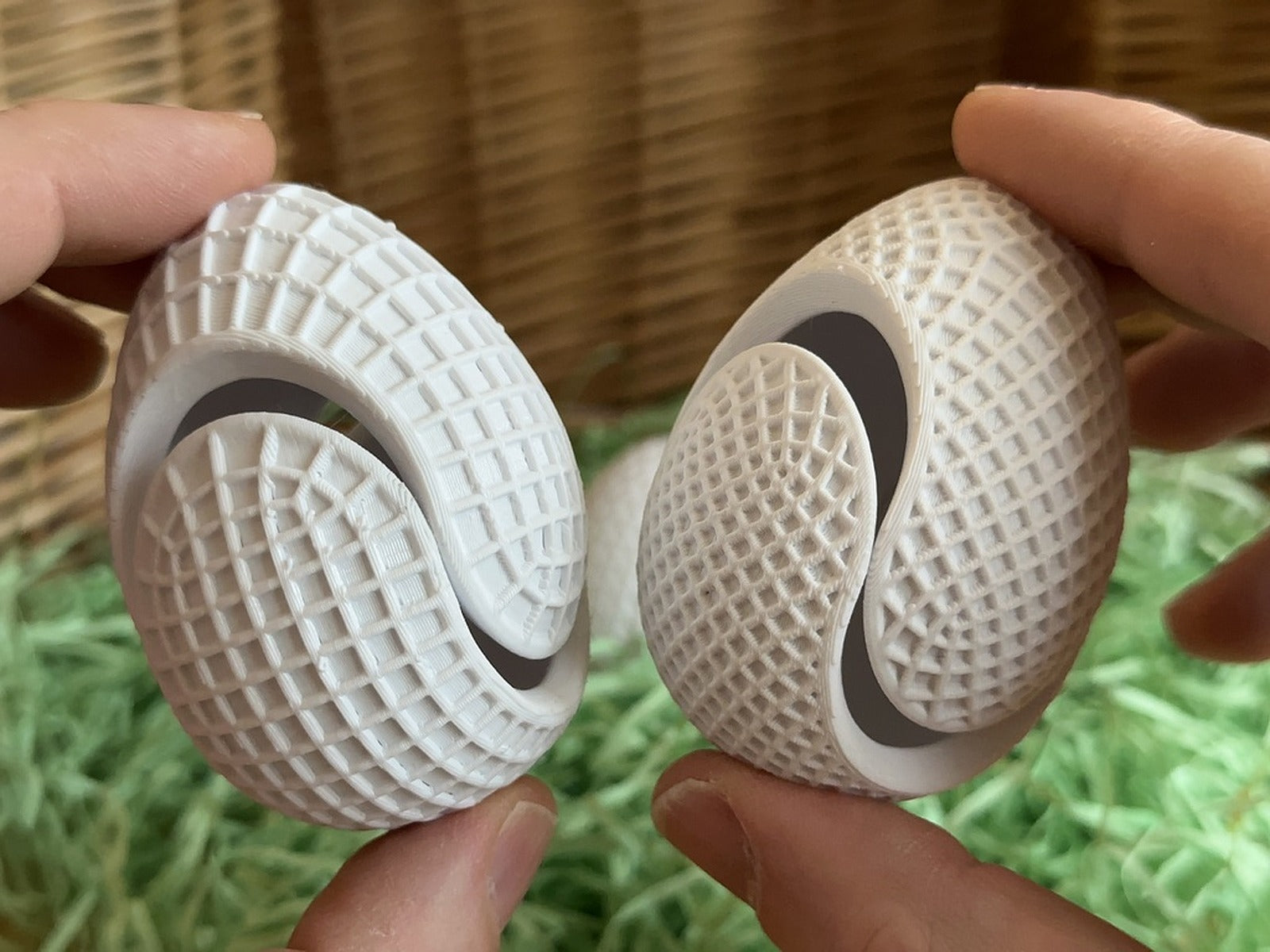 Textured Snap Eggs – 3D Baskı Modeli