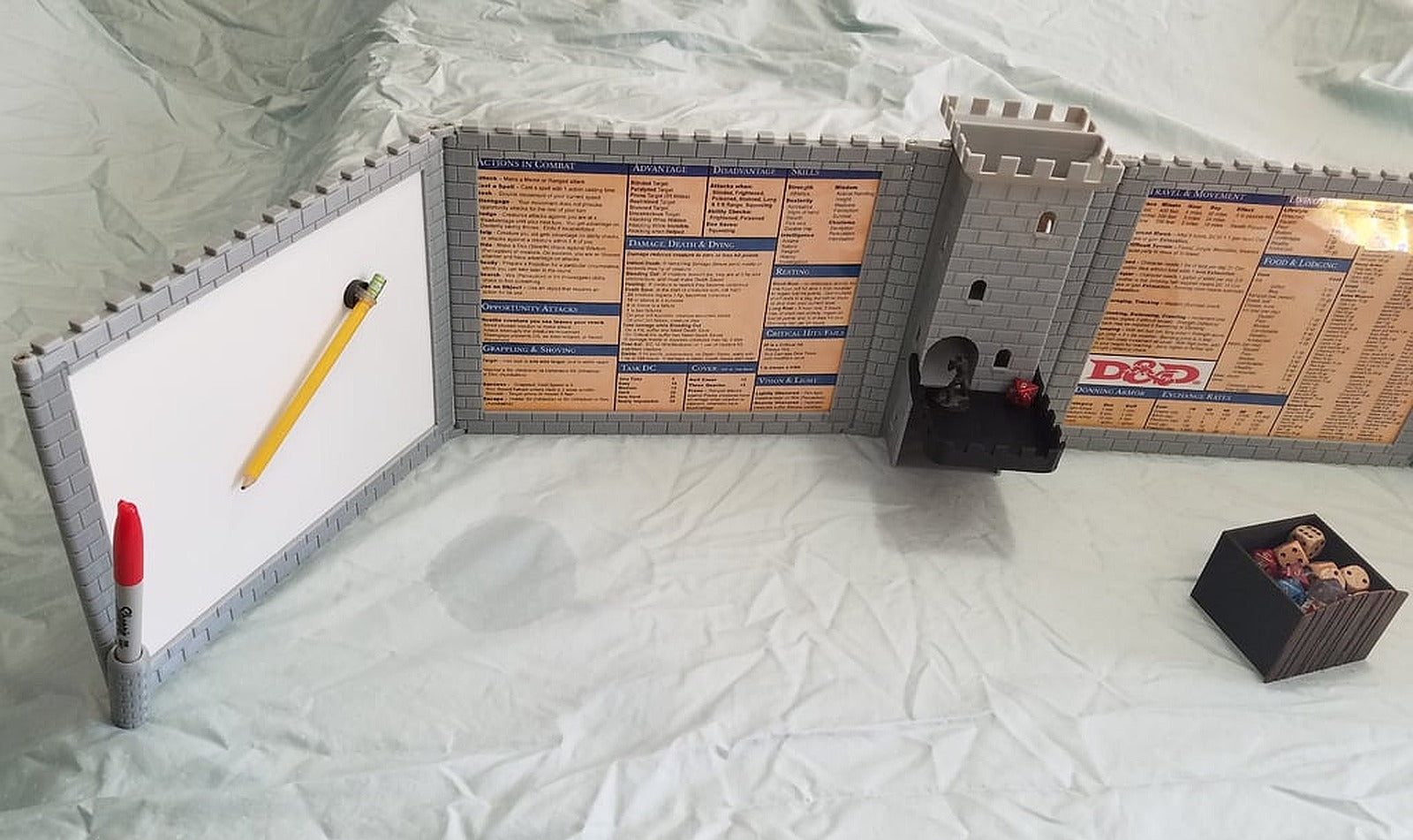DM Screen with Dice Tower – 3D Baskı Modeli