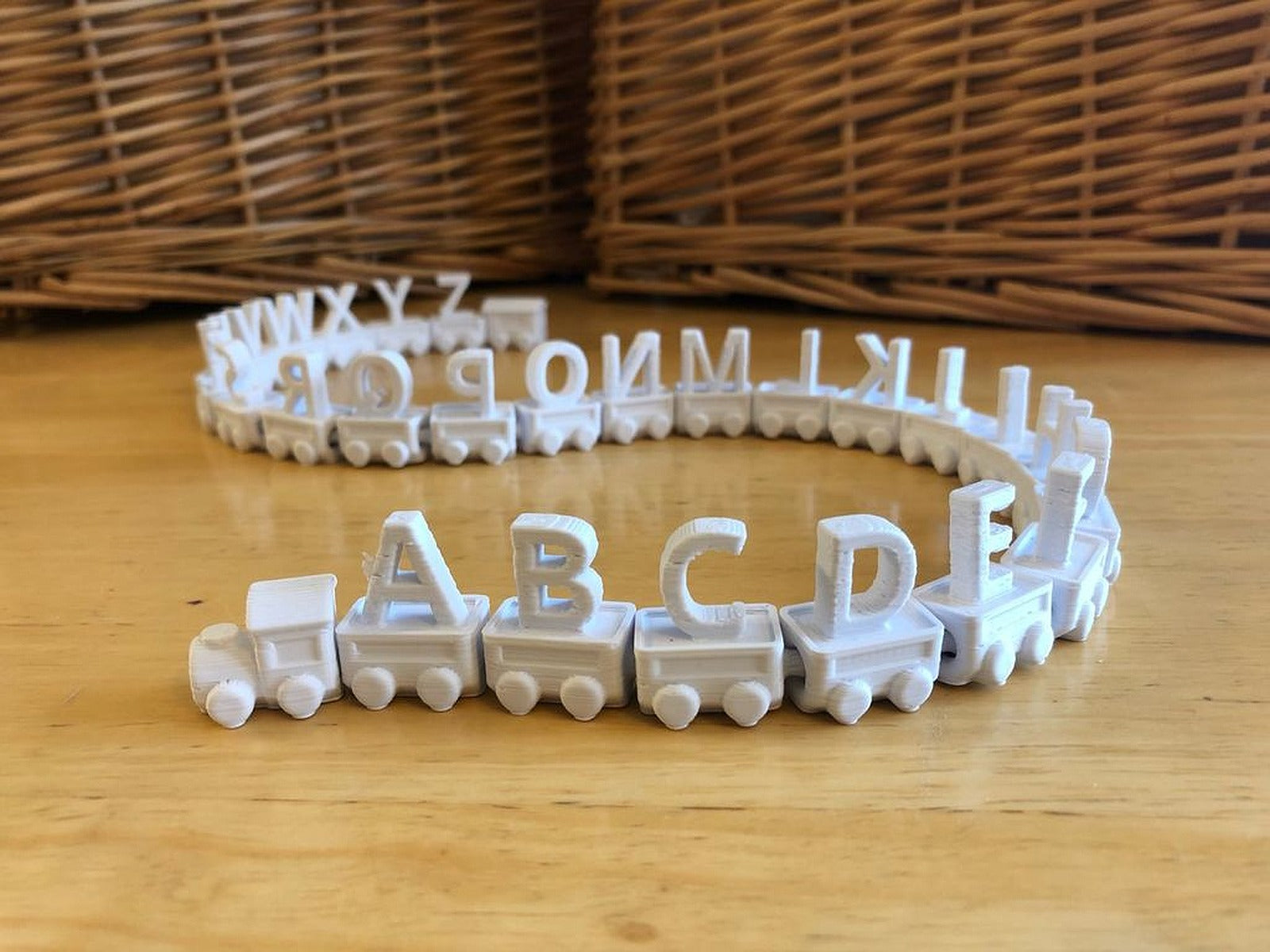 Customizable Alphabet Train – 3D Baskı Modeli