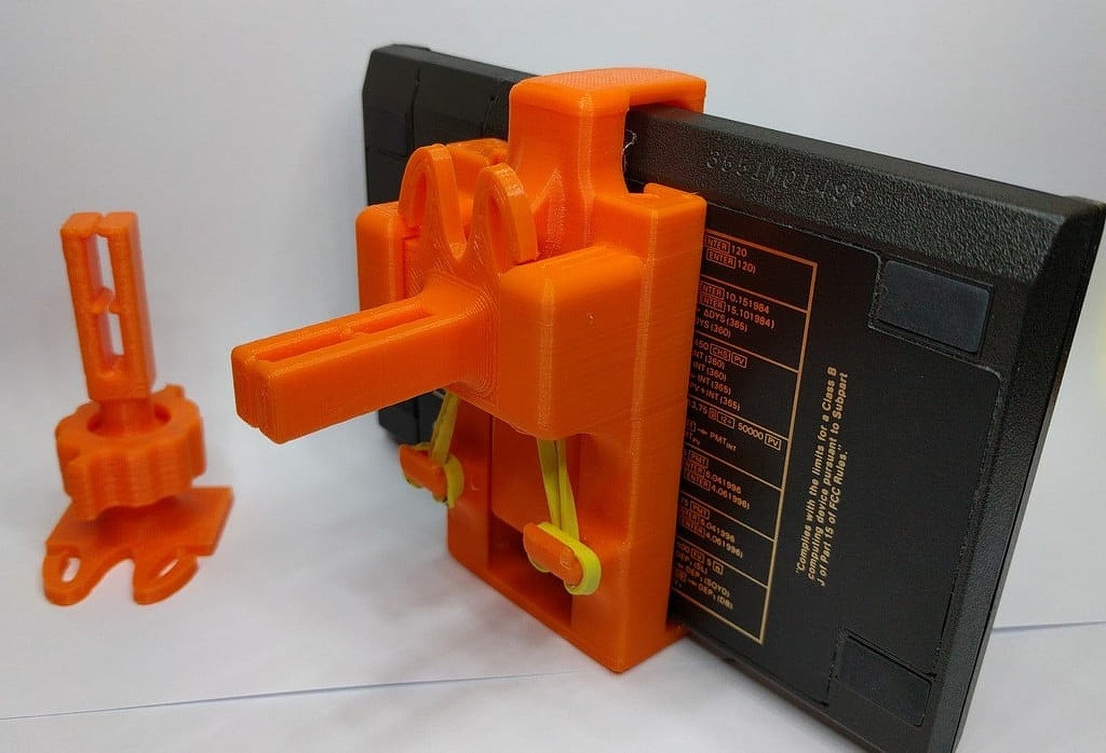 Car or wall mount gripping smartphone stand system – 3D Baskı Modeli