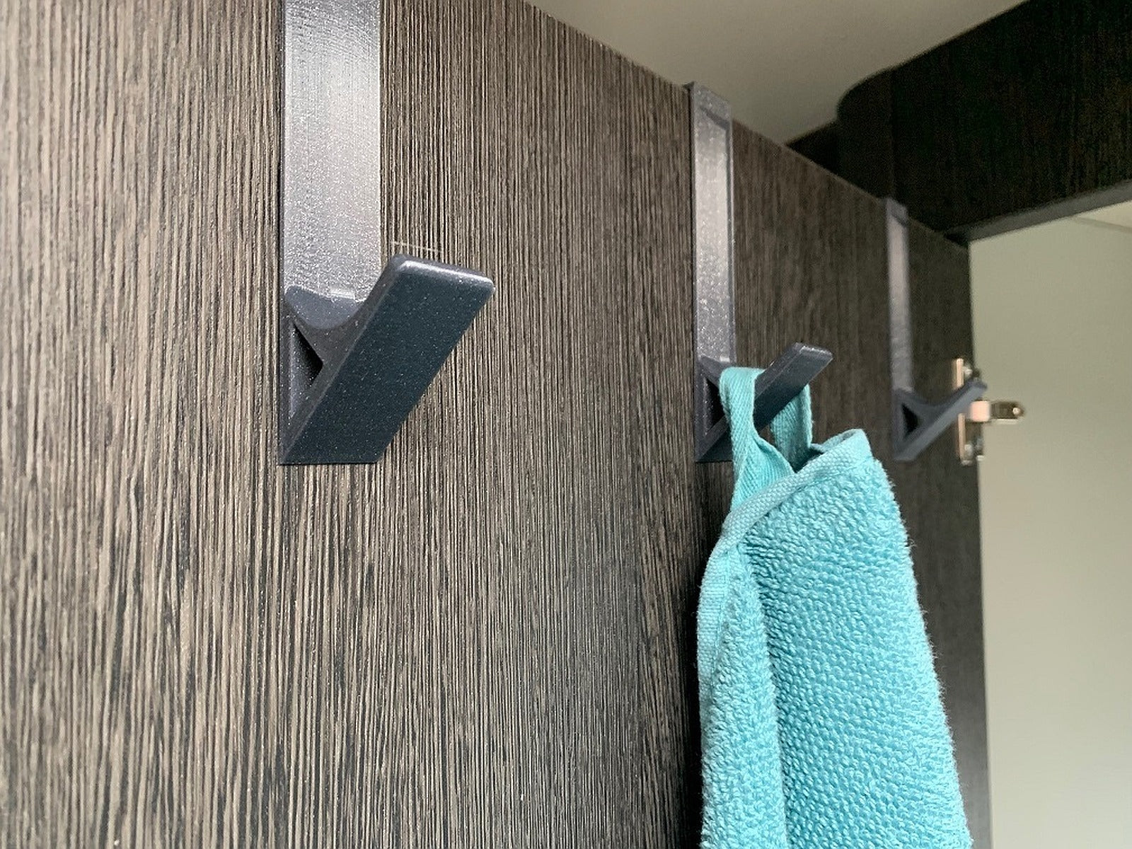 Heavy Duty coat and bath towel hanger 25 mm wide – 3D Baskı Modeli