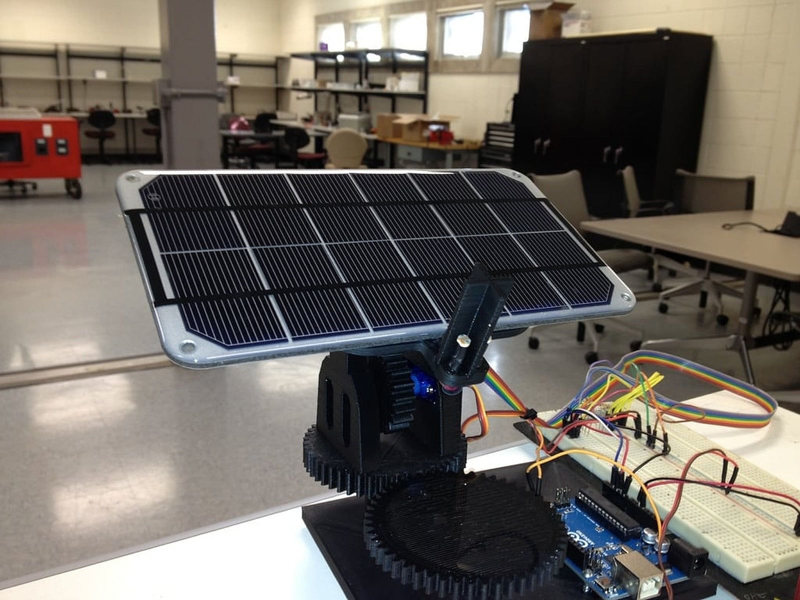 Dual Axis Solar Tracker – 3D Baskı Modeli