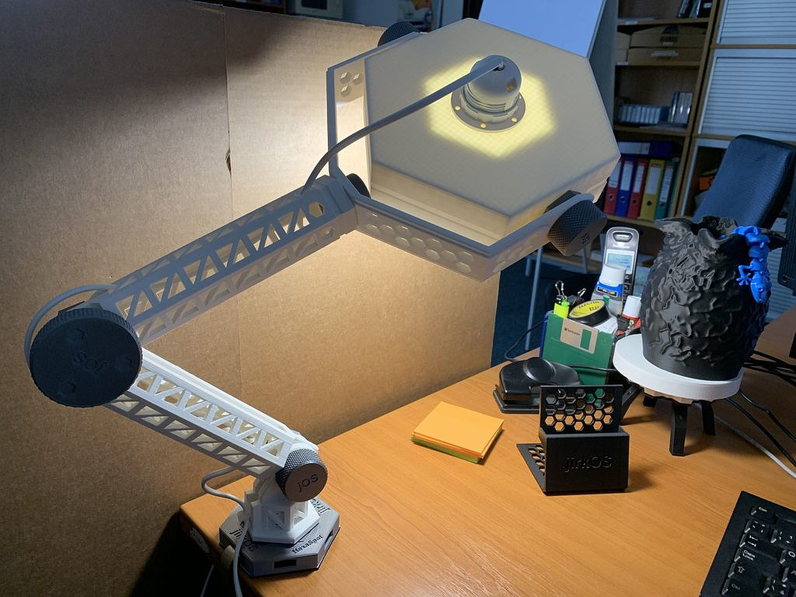 HexaSpot Lamp v1 – 3D Baskı Modeli