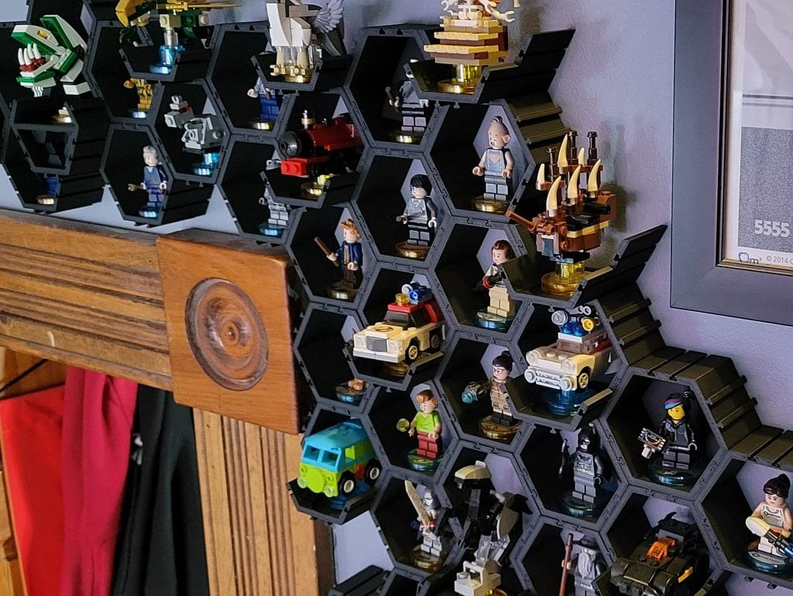 LEGO Dimensions figür Hexagon Wall Display – 3D Baskı Modeli