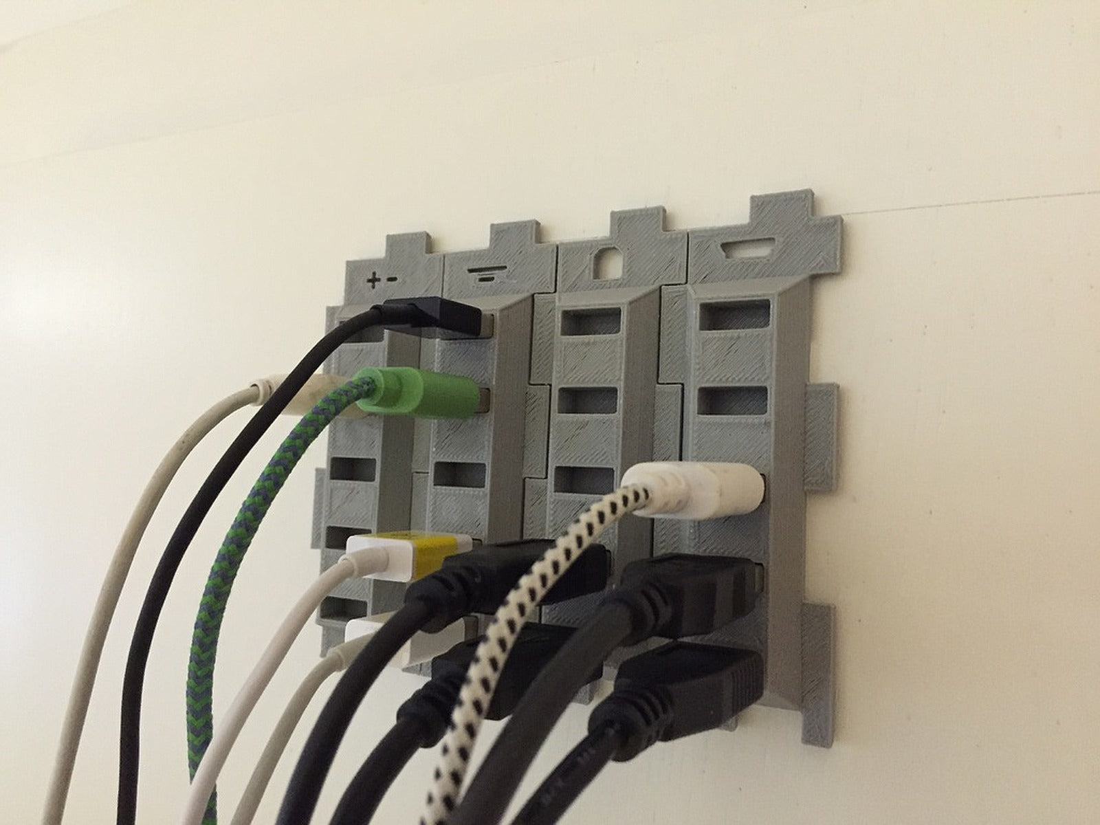 USB cable stand – 3D Baskı Modeli