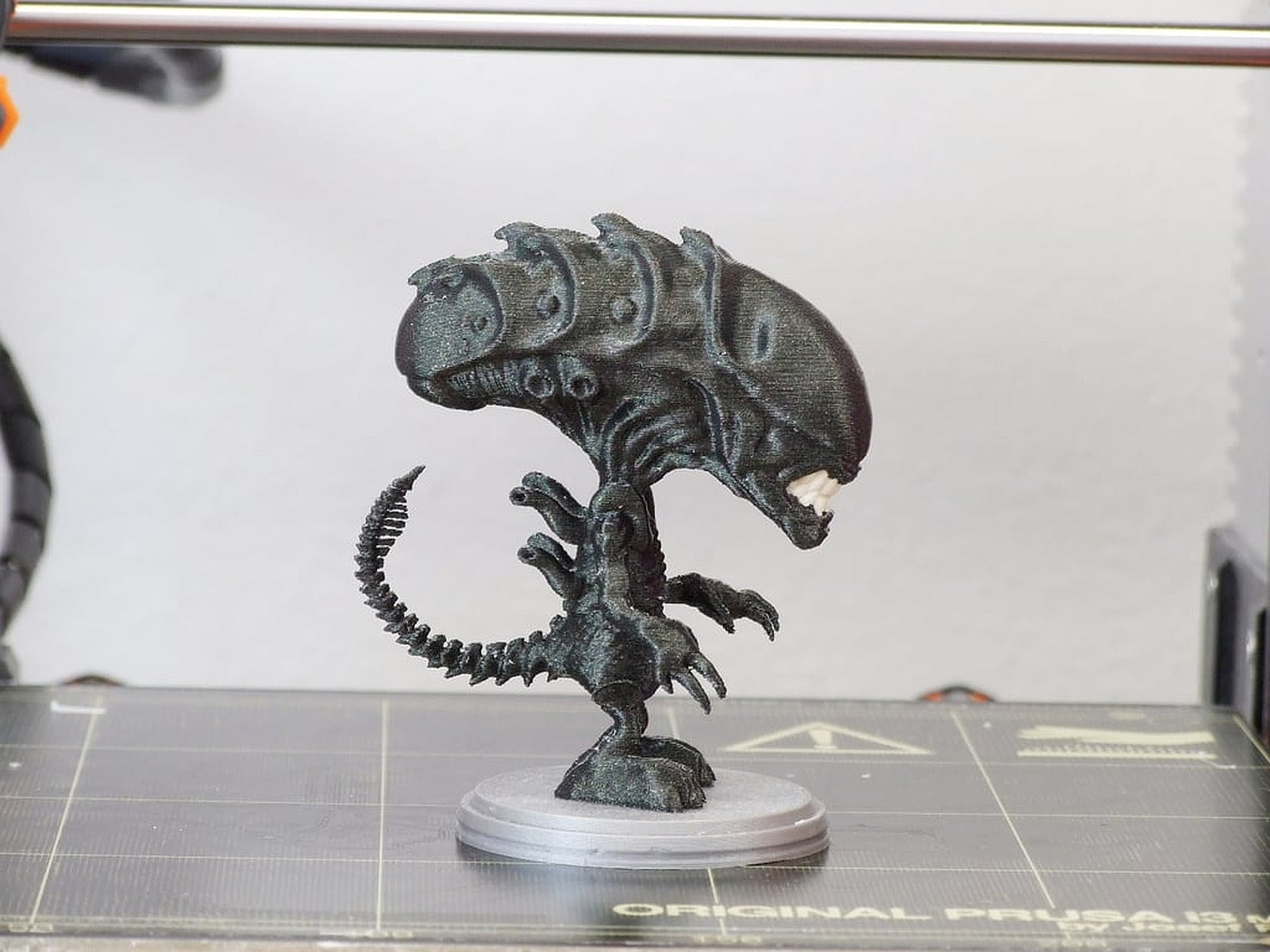 Cute Alien Xenomorph (multi-material remix) – 3D Baskı Modeli