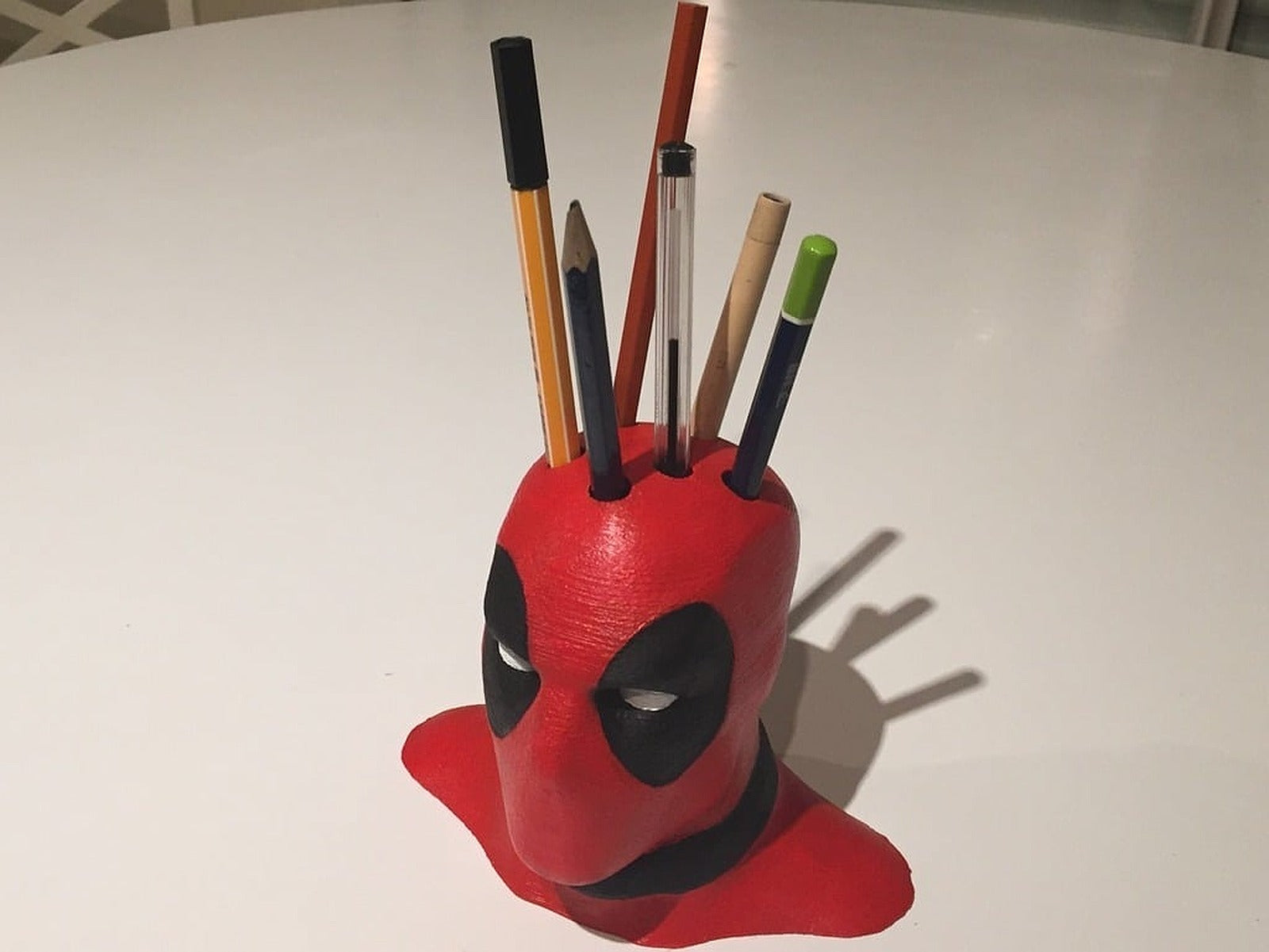 Deadpool Bust kalem stand – 3D Baskı Modeli