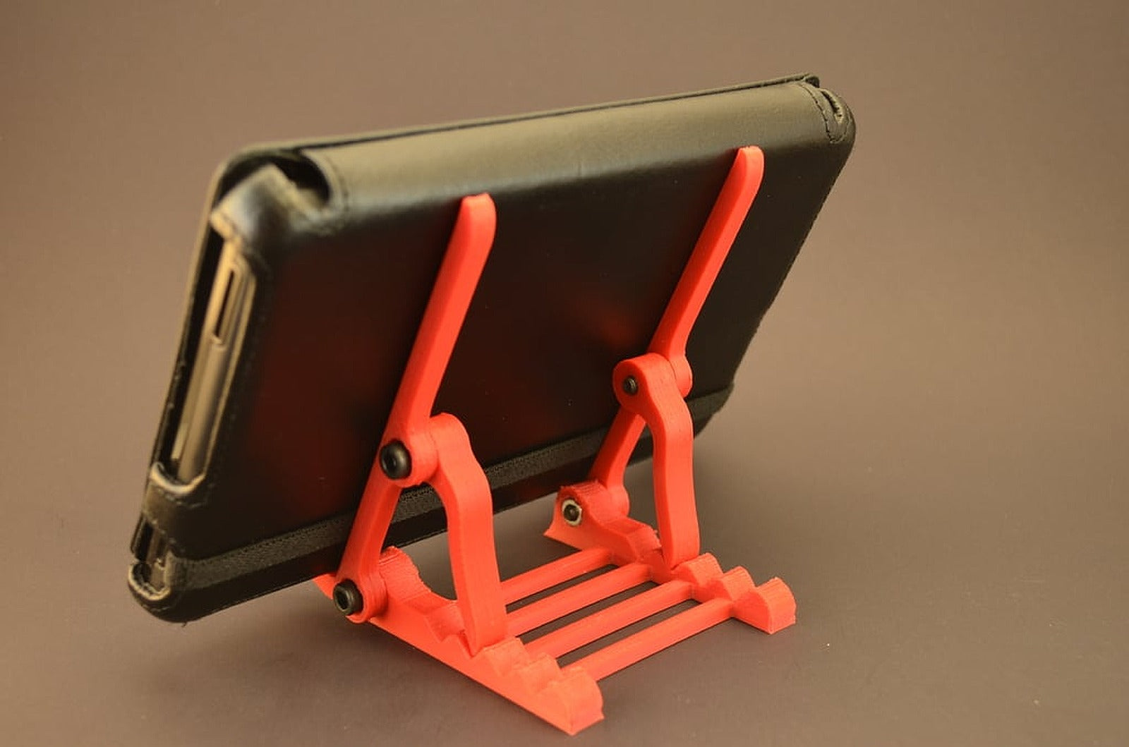 Robust Adjustable Tilt Tablet stand – 3D Baskı Modeli