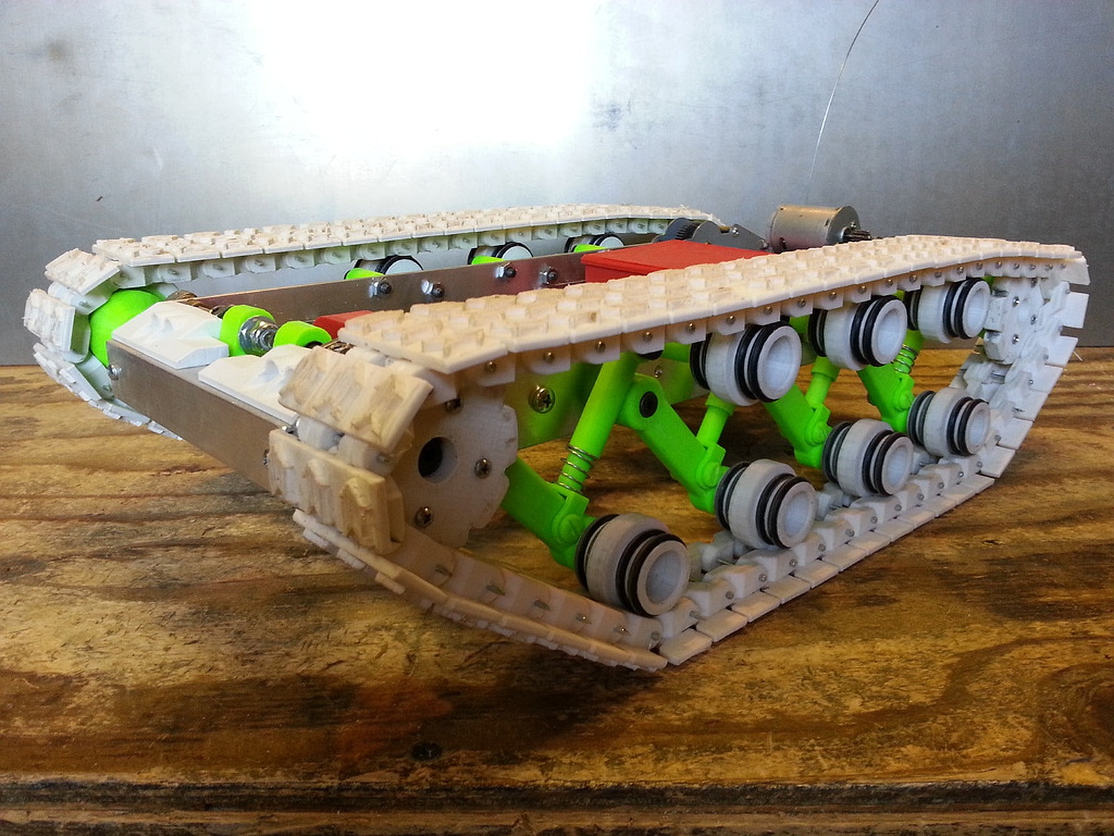 Tank Track, Shocks, Idler Arm, Pins – 3D Baskı Modeli