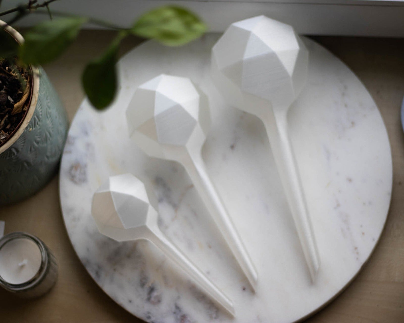 Self Watering Plant Bulb (several sizes) – 3D Baskı Modeli