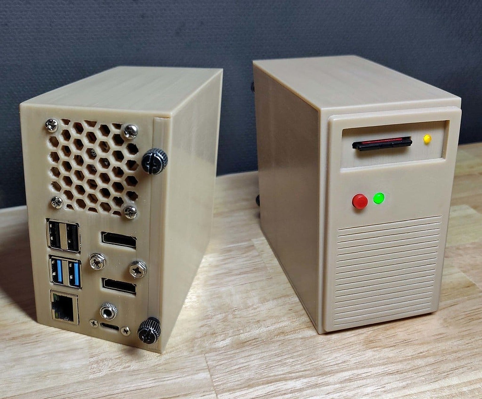 Raspberry Pi 4 kılıf - Retro tower desktop – 3D Baskı Modeli