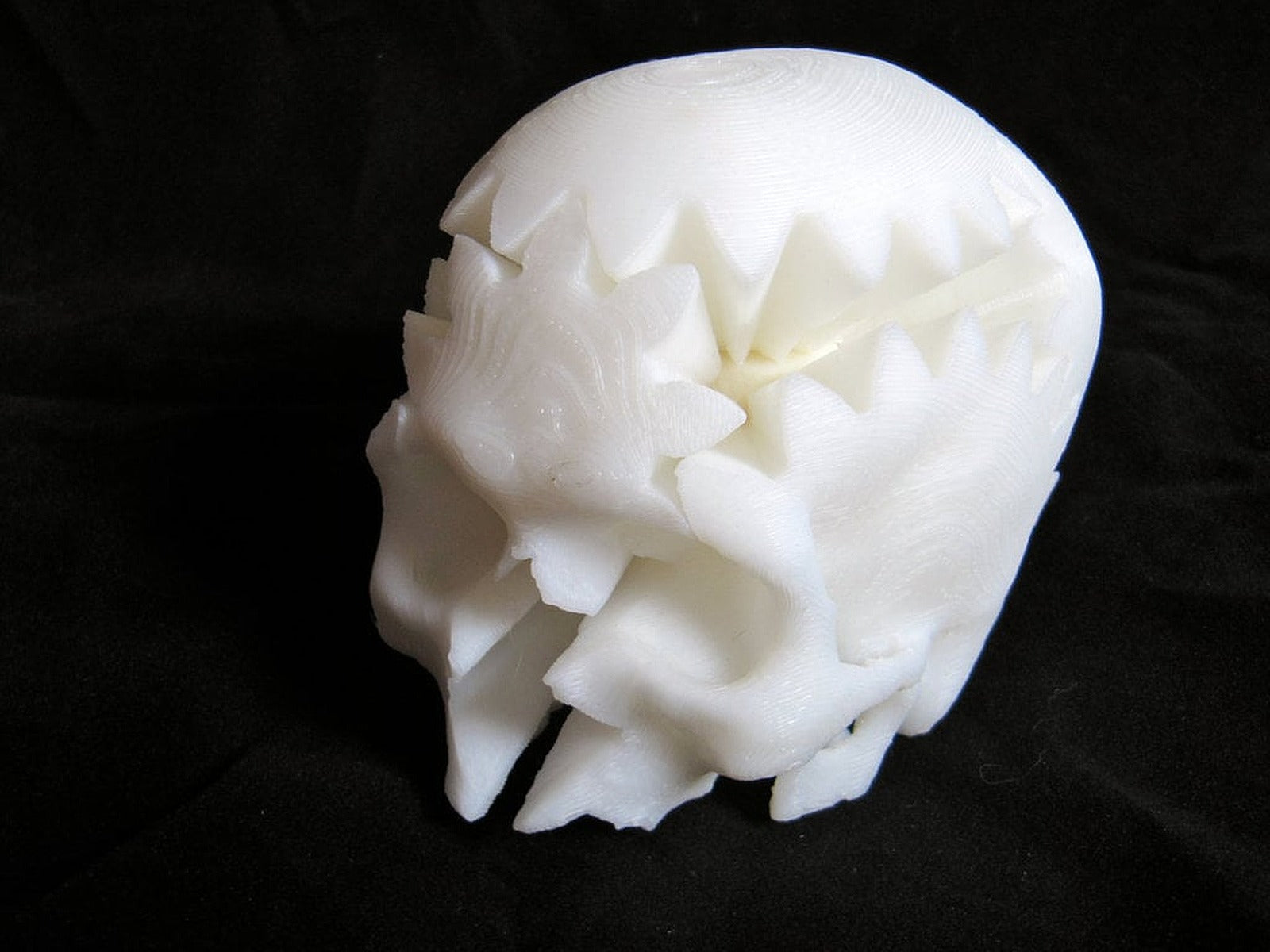 Rotating Skull Gear – 3D Baskı Modeli