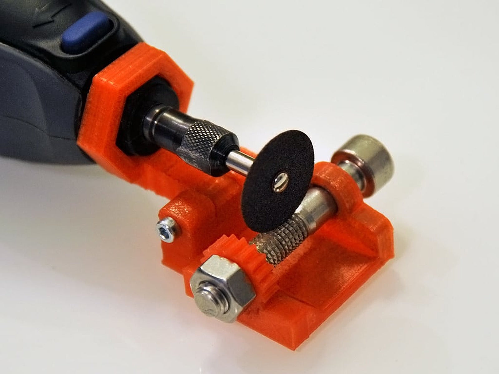 KNRLR - a tool for making knurled bolts which are actually spiky – 3D Baskı Modeli