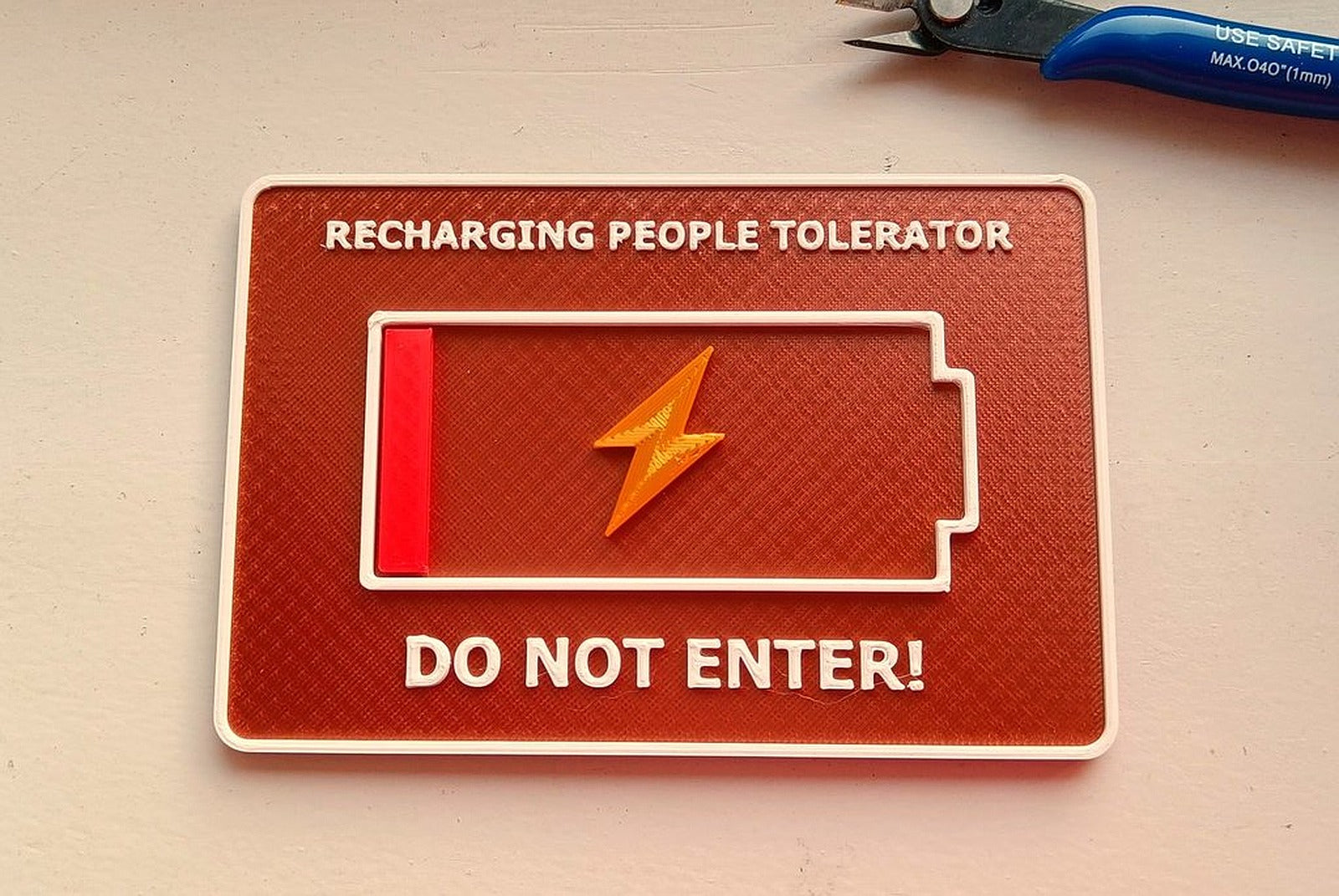 Sign for Introverts & HSPs – 3D Baskı Modeli