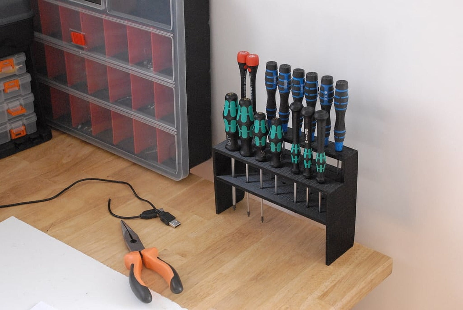 Screwdriver stand – 3D Baskı Modeli