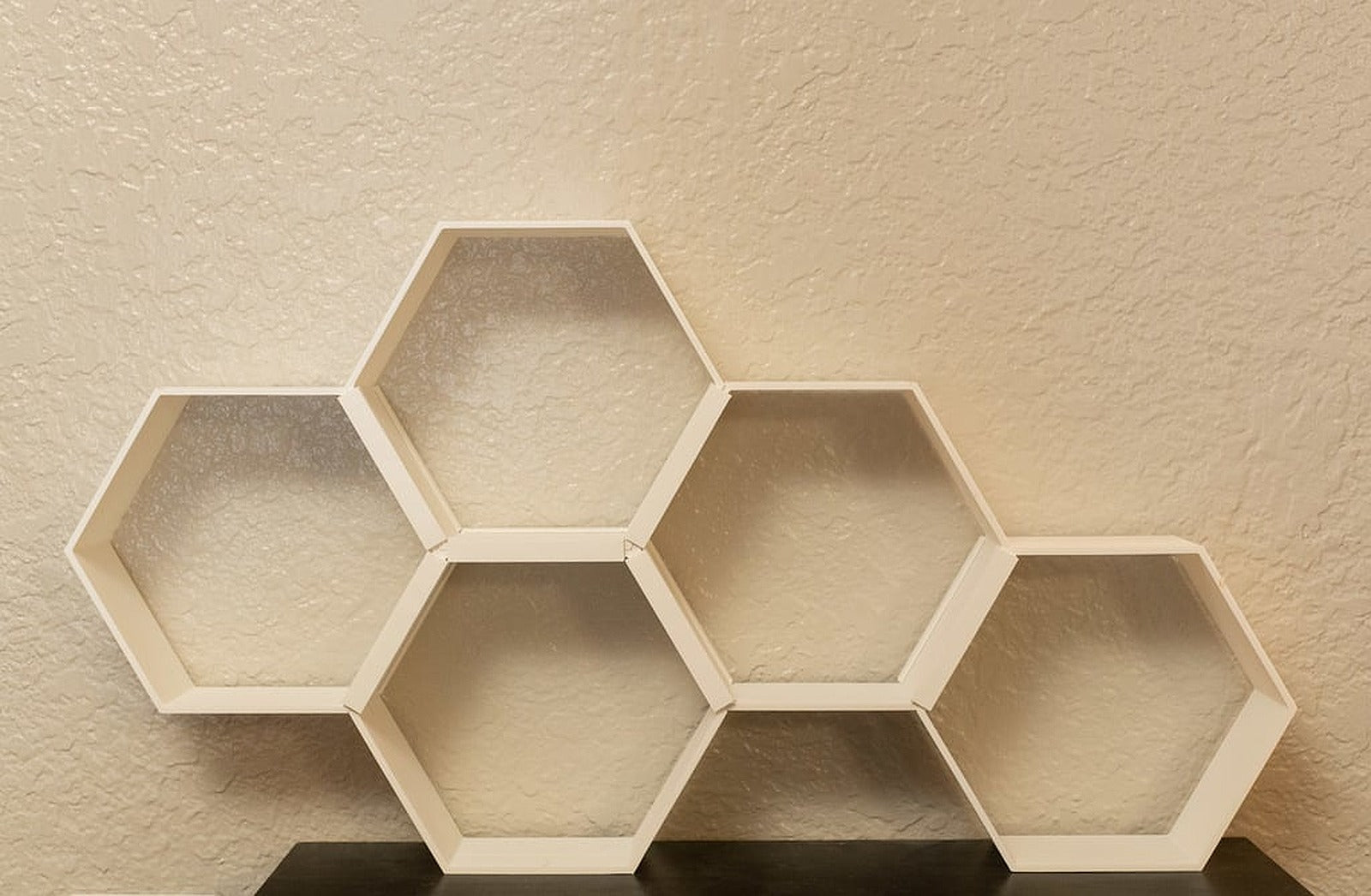 Modular Hexagon Display Shelves – 3D Baskı Modeli