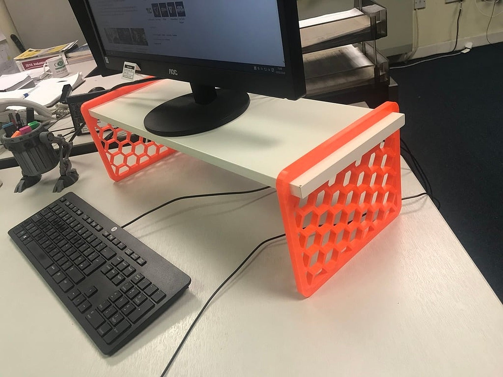Hexy Desk Riser - Uses Ikea BURHULT Shelf – 3D Baskı Modeli