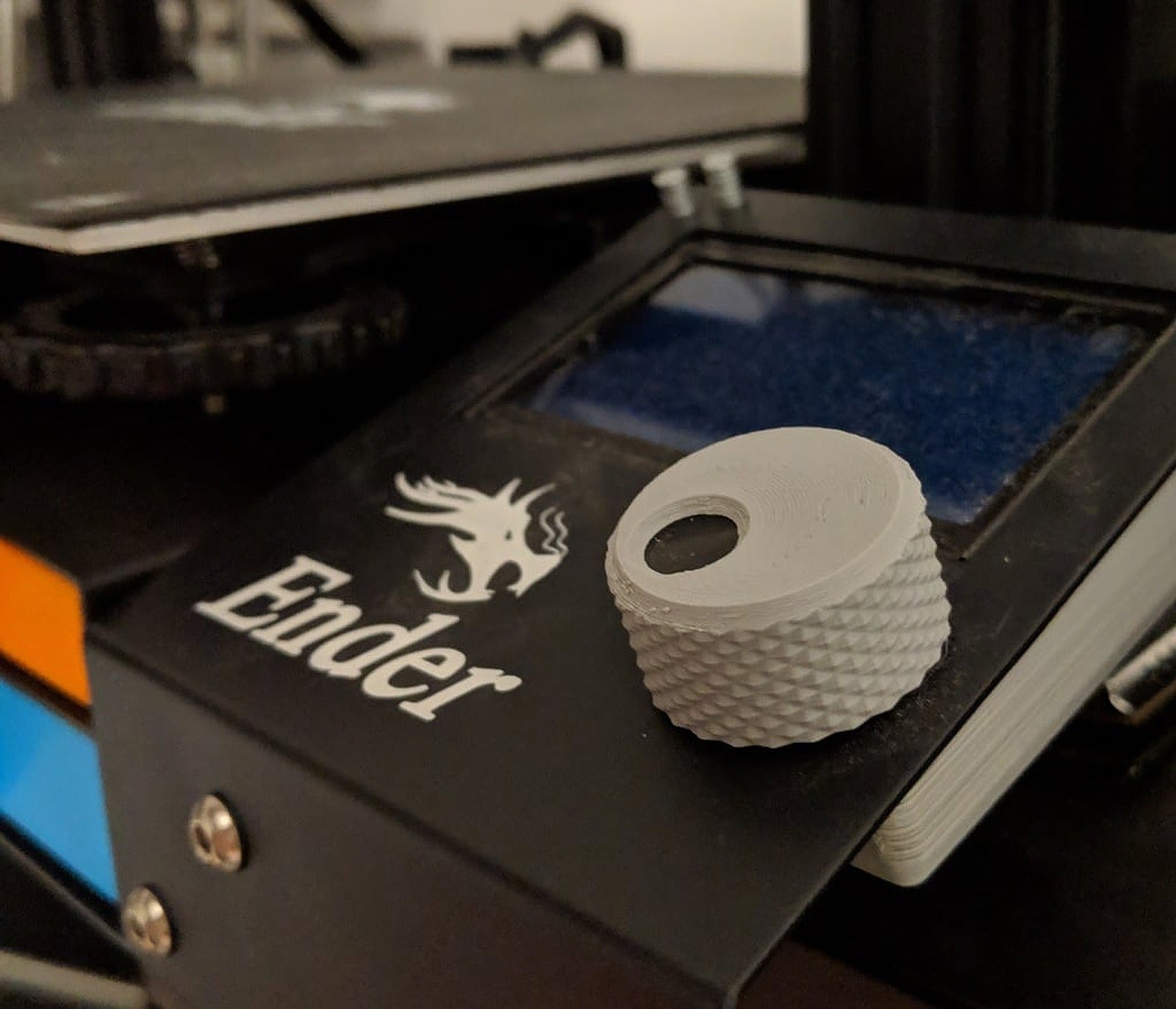 Knurled Control Knob + Knob Cap for Ender 3 – 3D Baskı Modeli