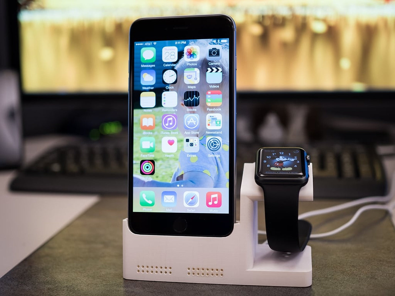 iPhone 6 Plus Dock w/ Integrated Watch Charging Station – 3D Baskı Modeli