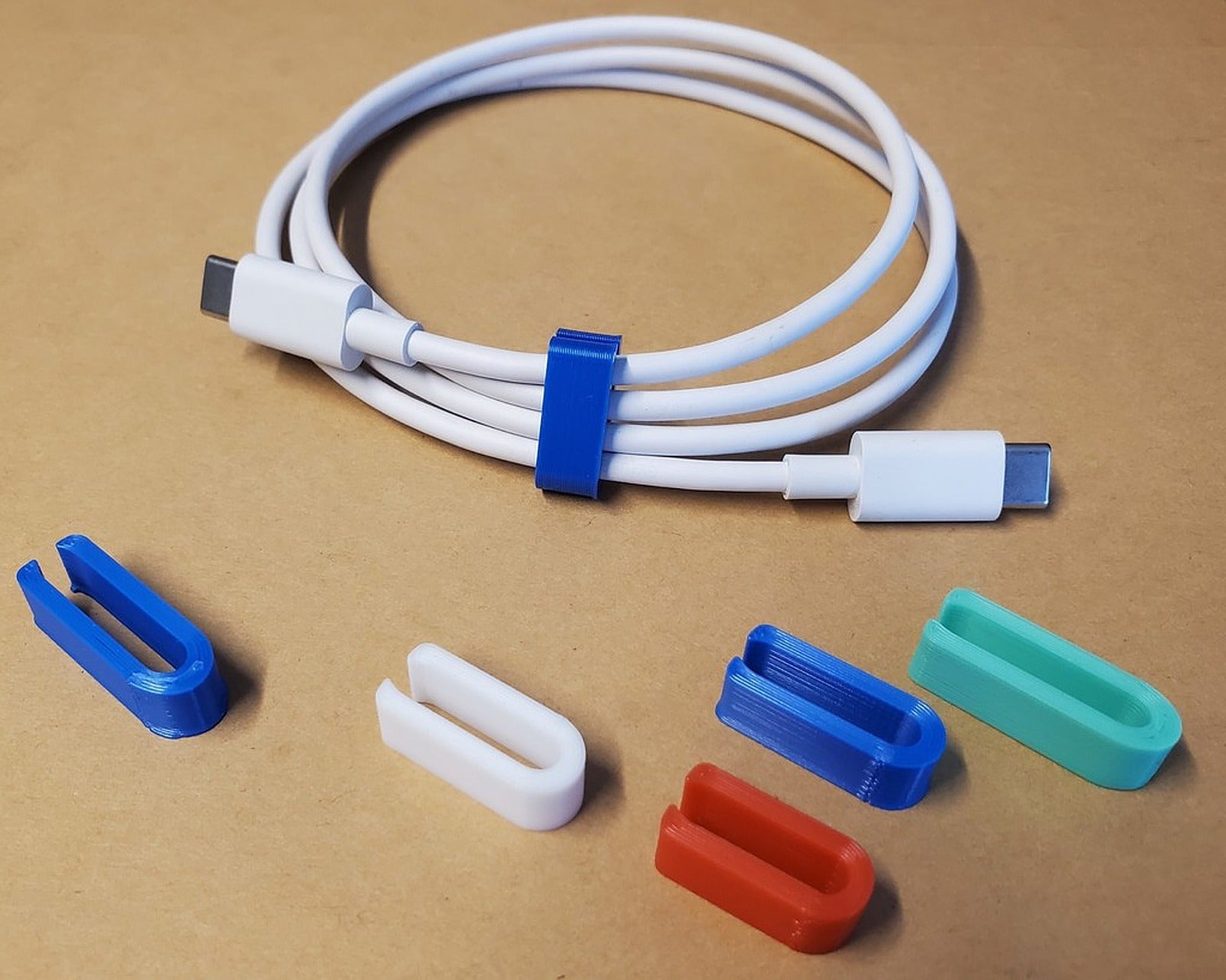 USB Cable Clips - 3 Sizes – 3D Baskı Modeli