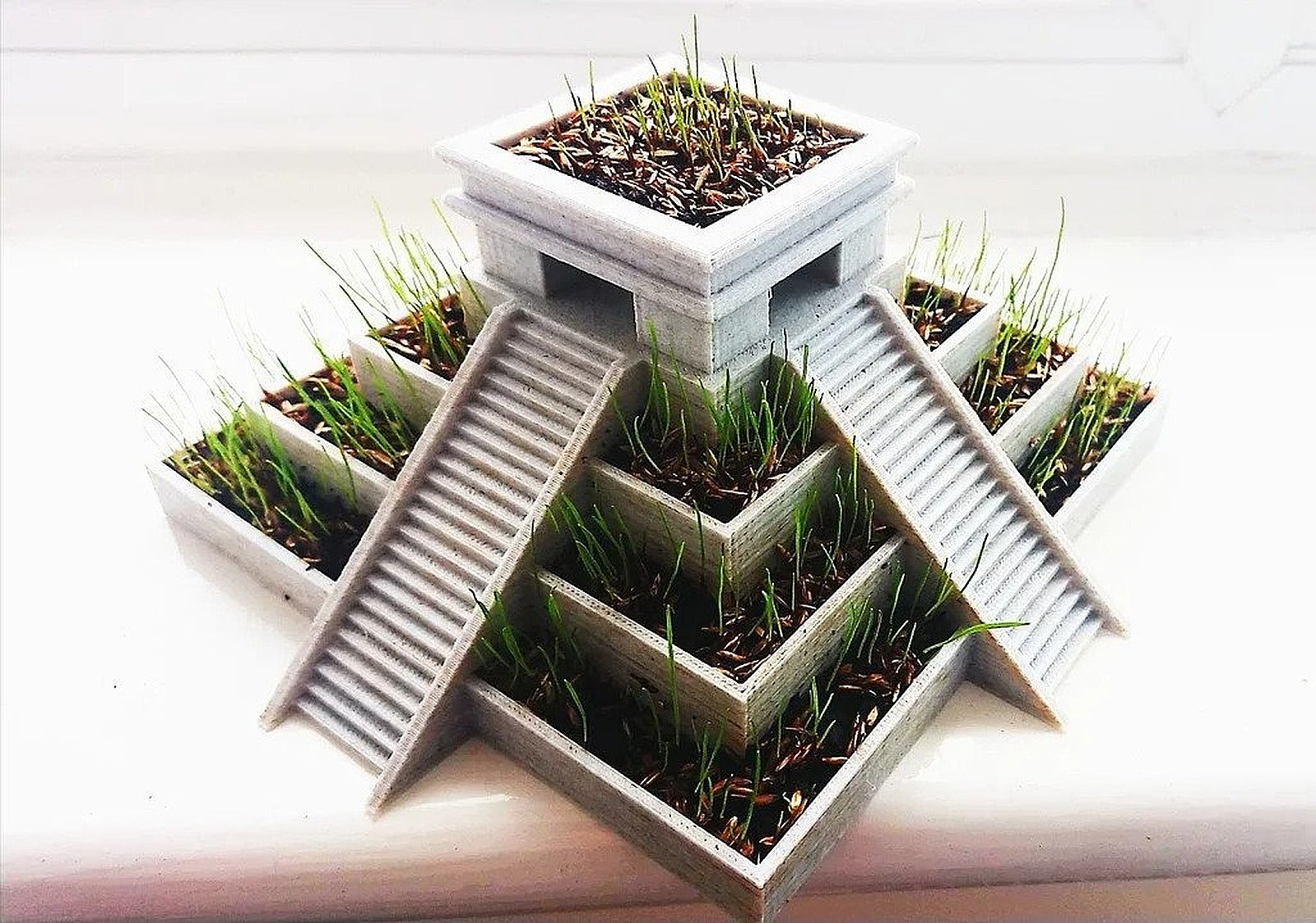 Aztec Temple Plant saksı – 3D Baskı Modeli