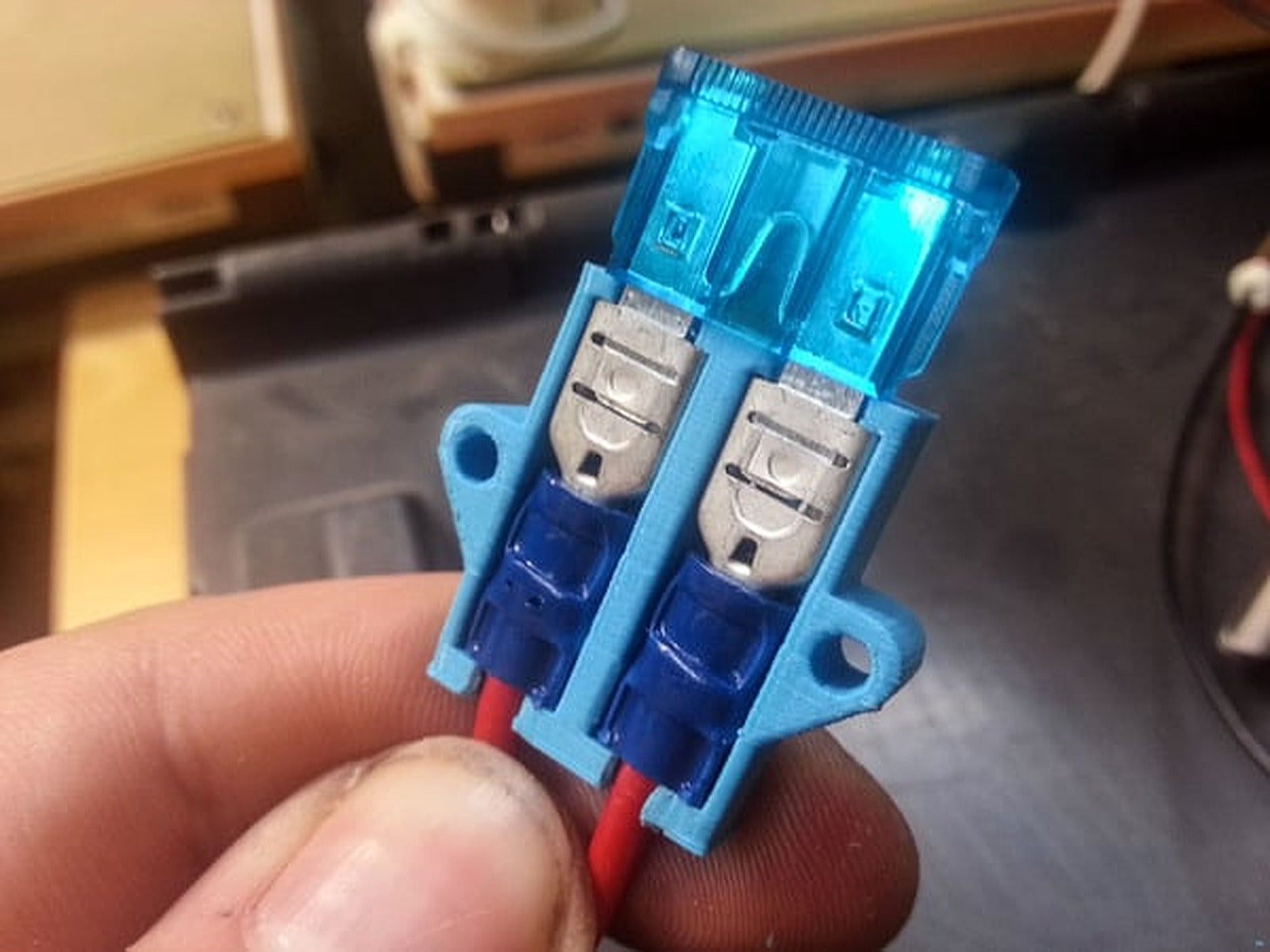 Stackable Fuseholder – 3D Baskı Modeli