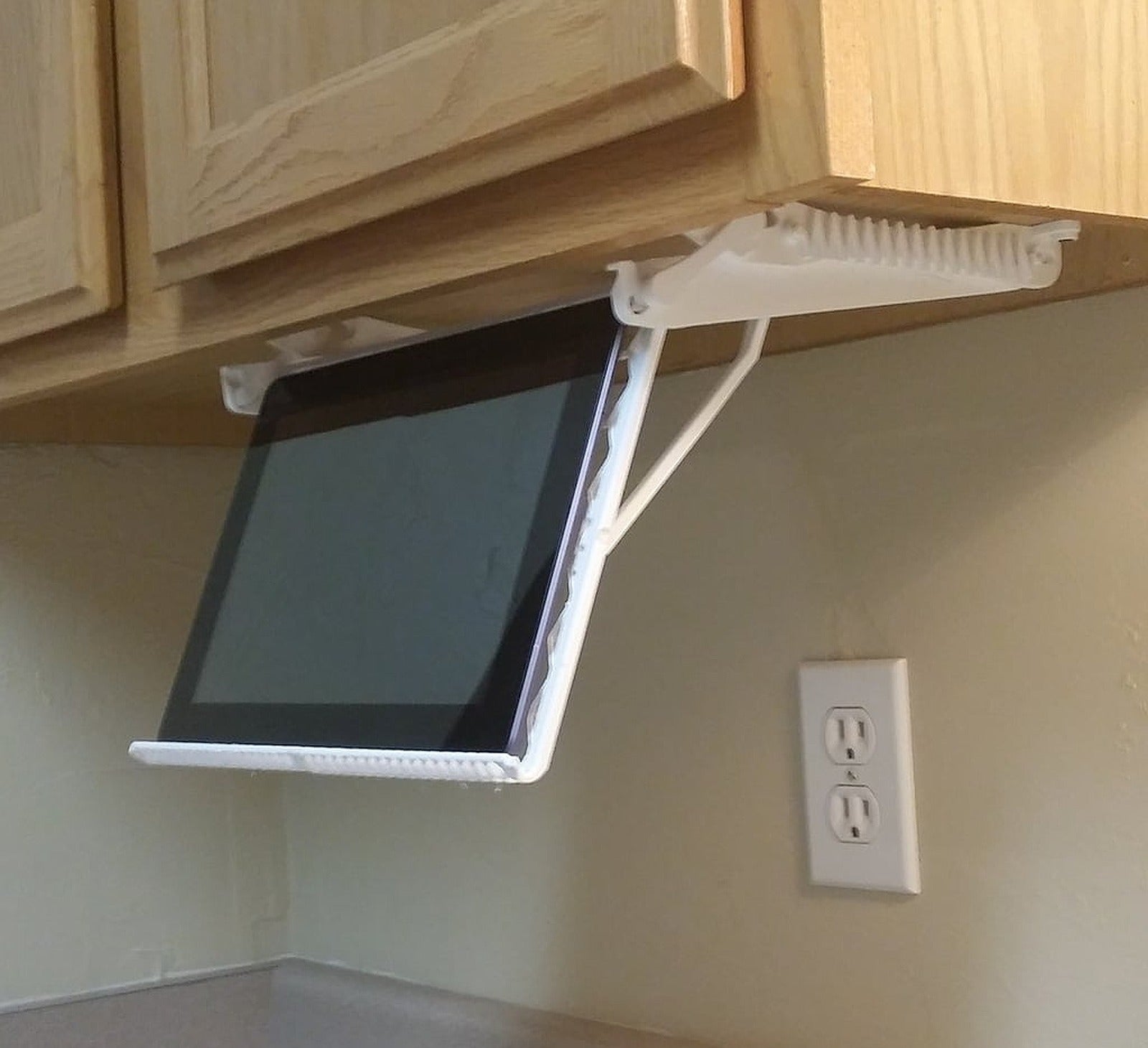 Low Profile tablet stand V2.0 – 3D Baskı Modeli