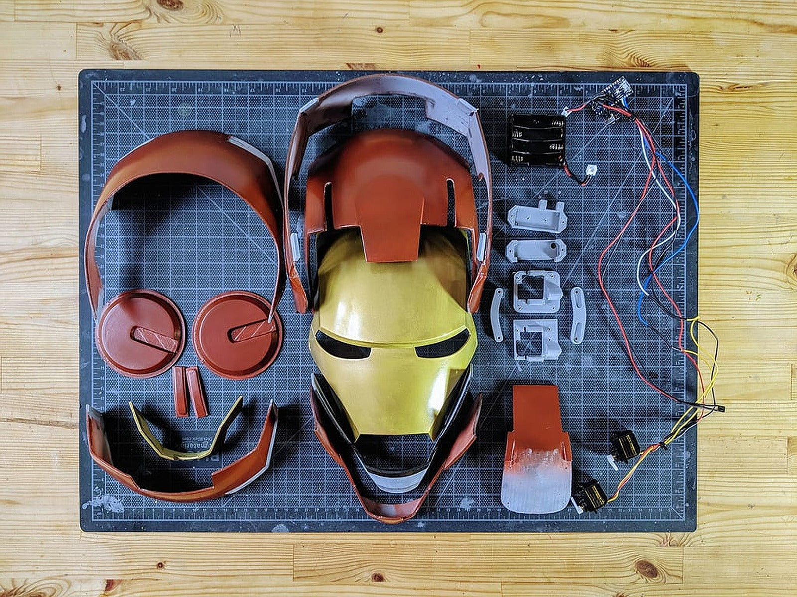 Iron Man Helmet, Articulated, Wearable – 3D Baskı Modeli