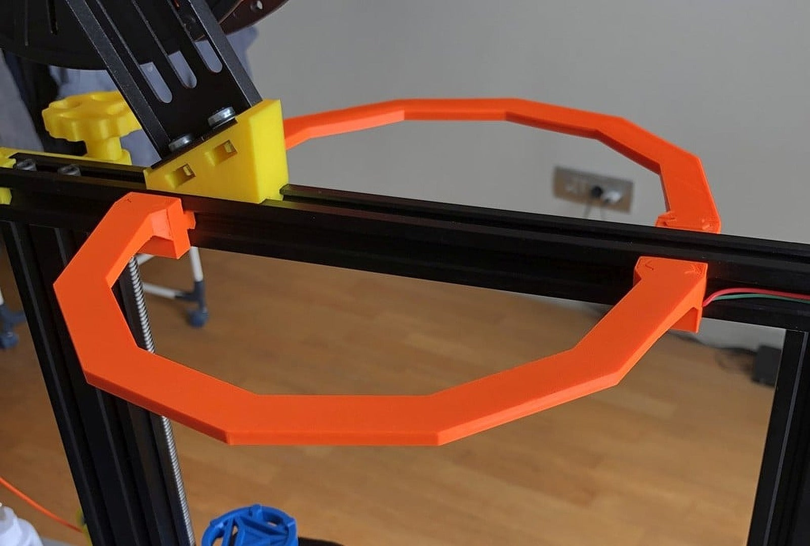Ender 3 V2 Halo Light Led Strip stand – 3D Baskı Modeli