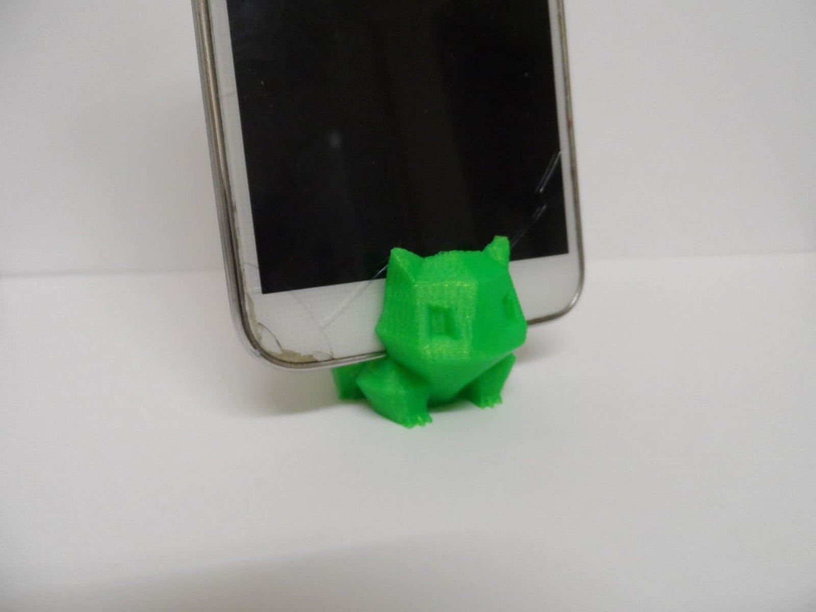 Pokemon Bulbasaur- Low Poly - Keyring  telefon stand – 3D Baskı Modeli