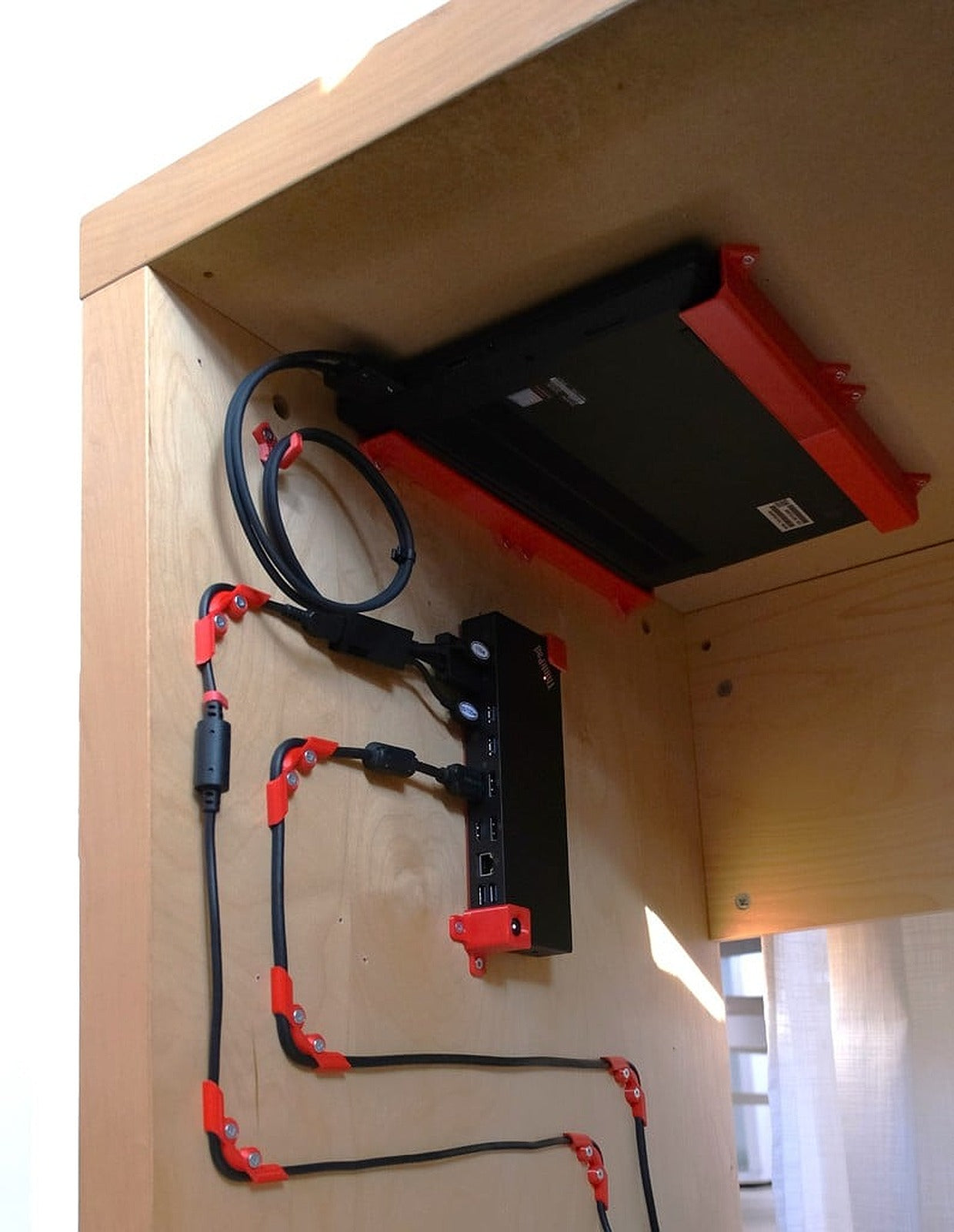 Underdesk Laptop Döcking Station – 3D Baskı Modeli