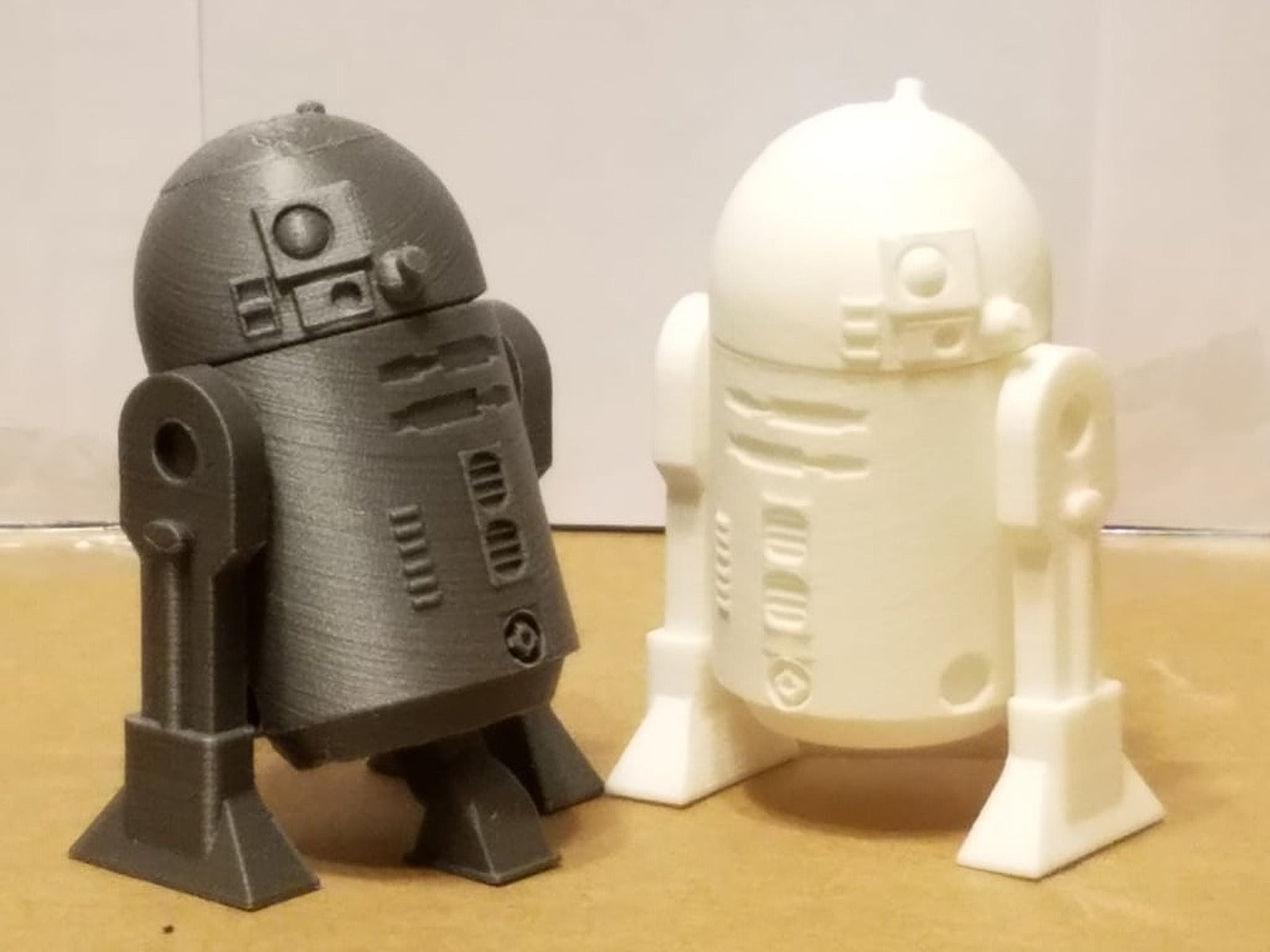 Moveable R2D2 – 3D Baskı Modeli